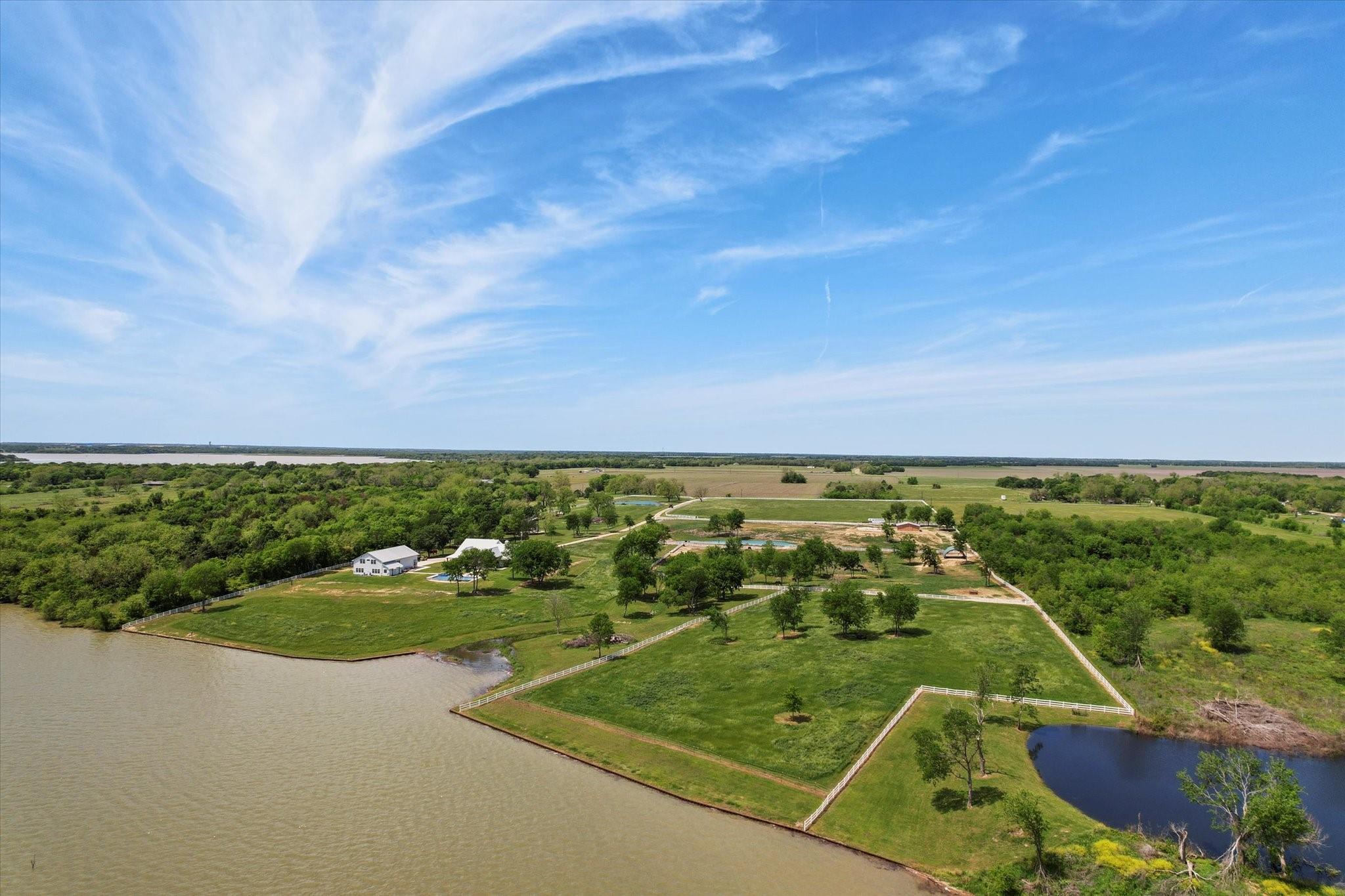 main property photo 38