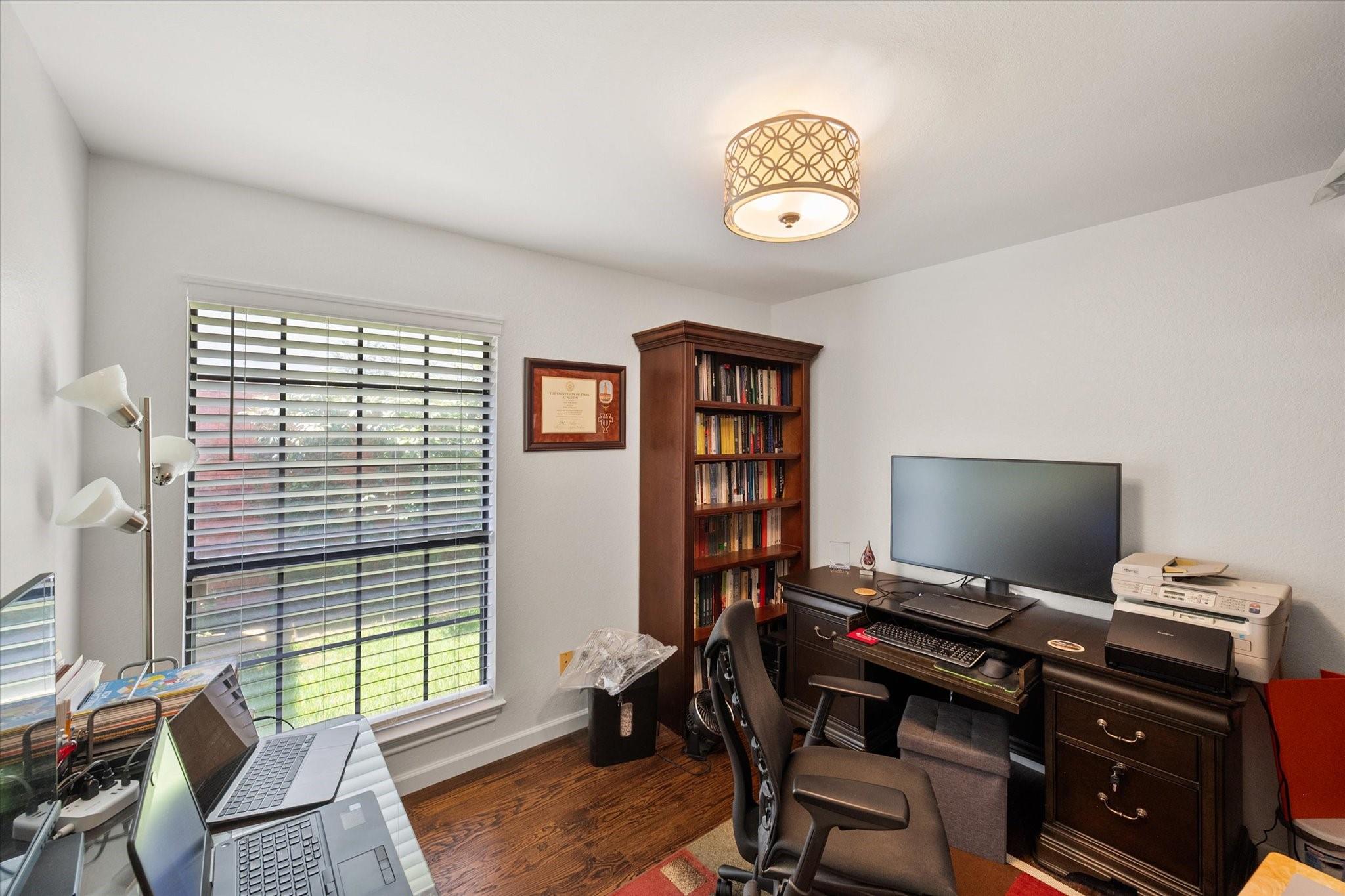main property photo 19