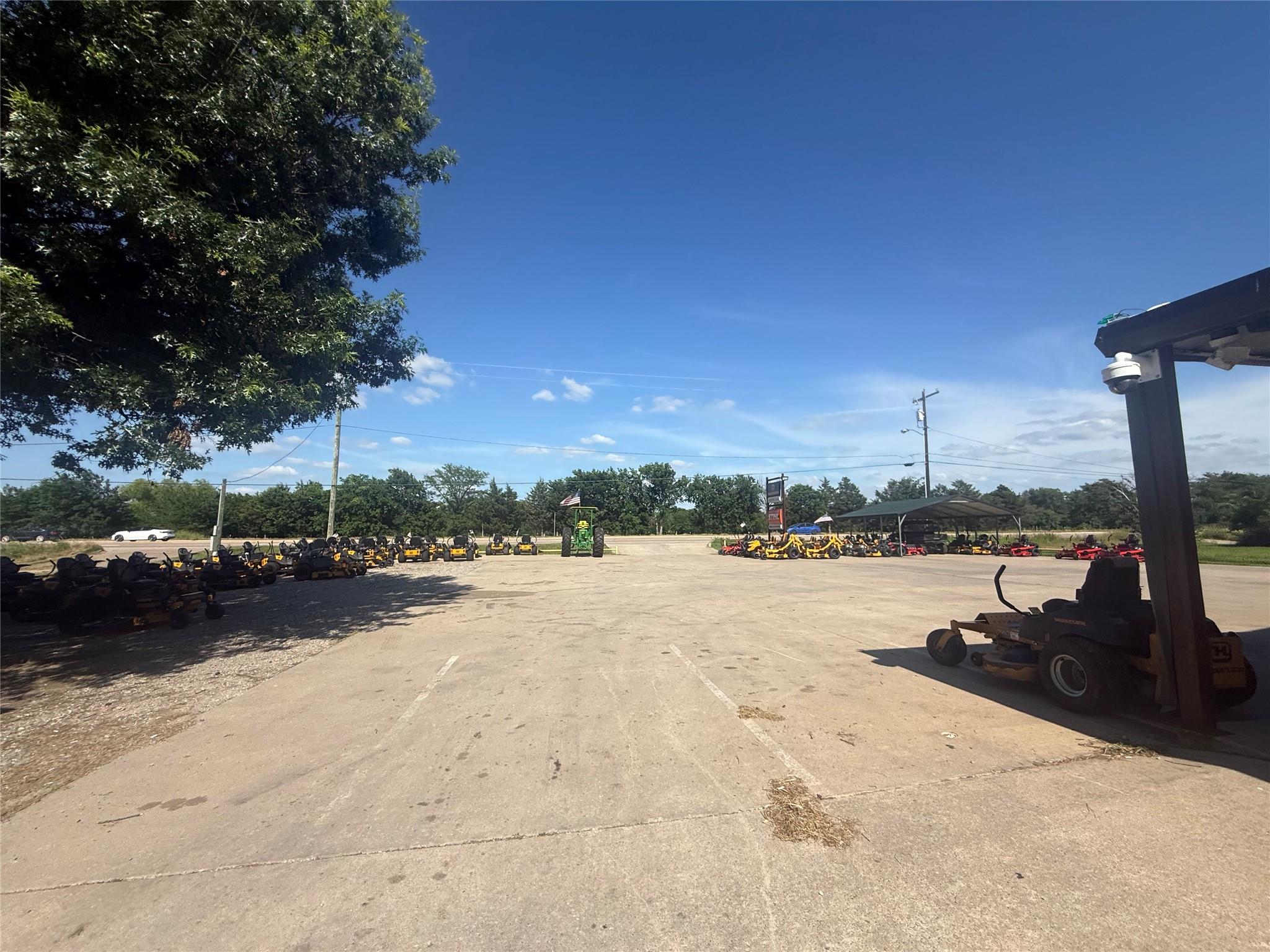 main property photo 8