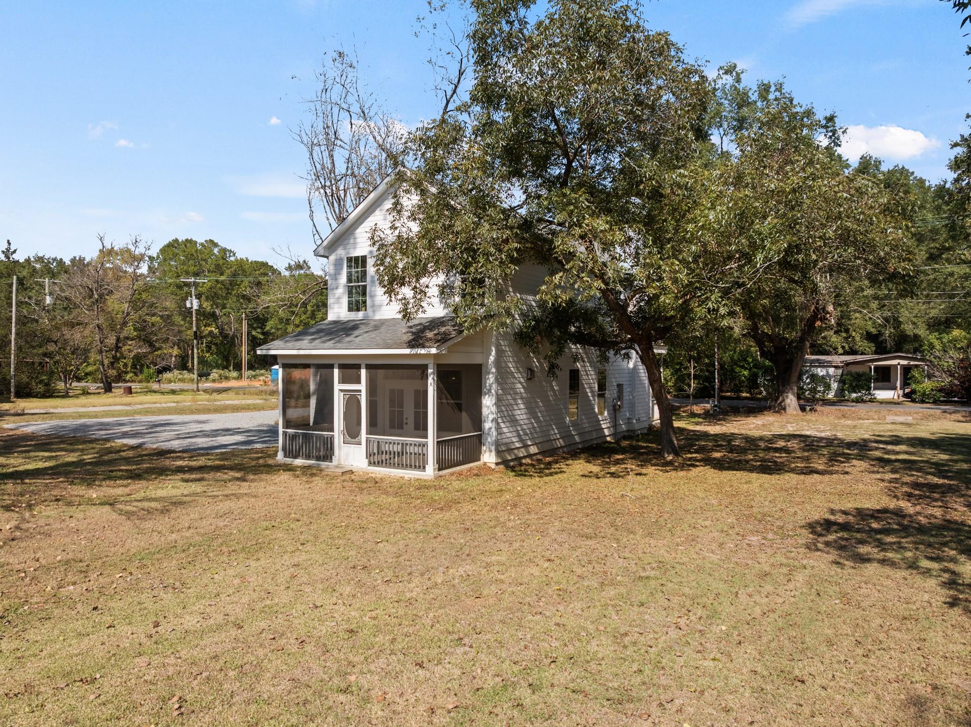 main property photo 25