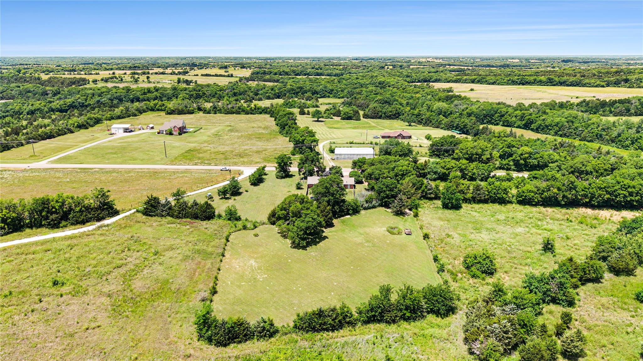 main property photo 5