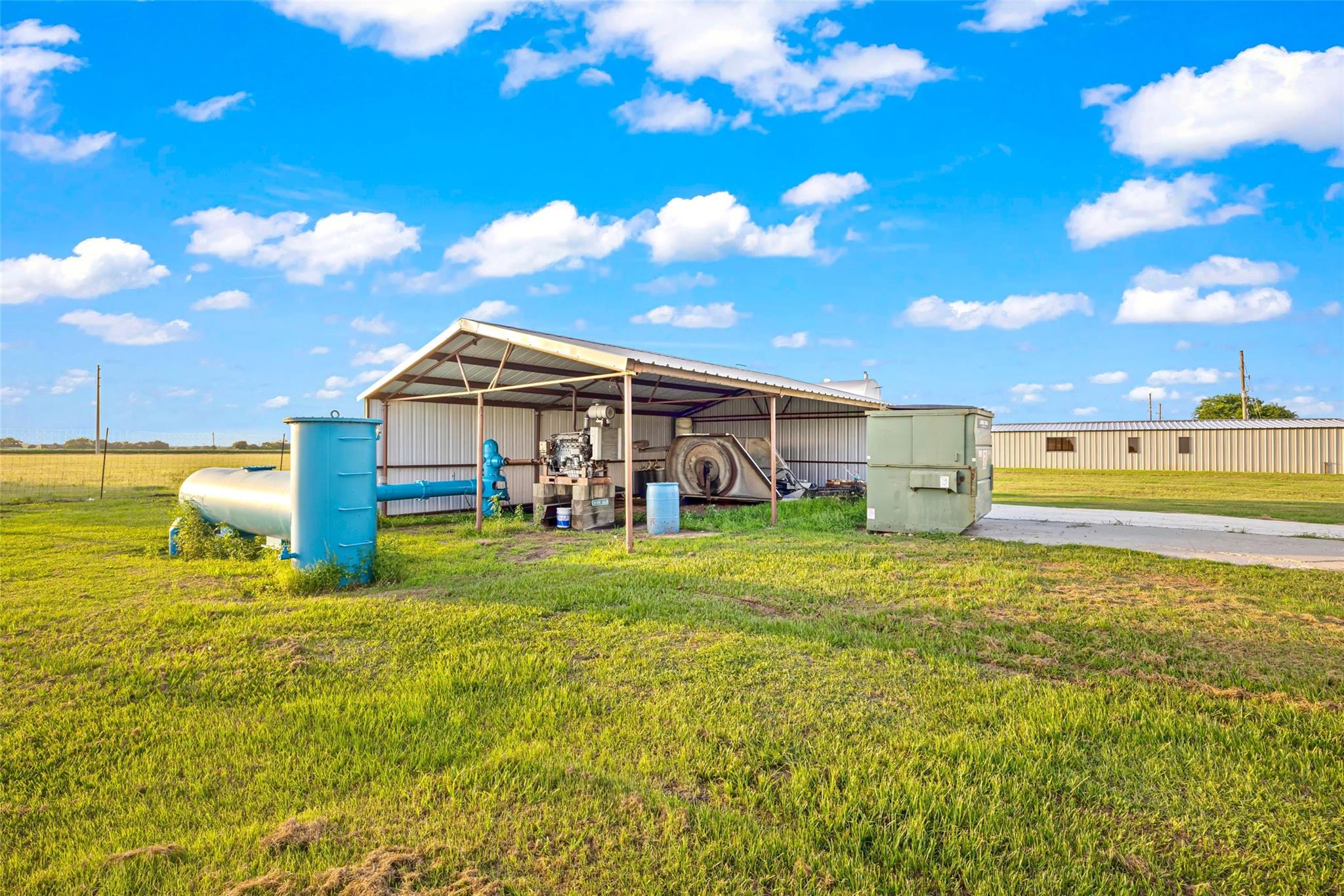 main property photo 21