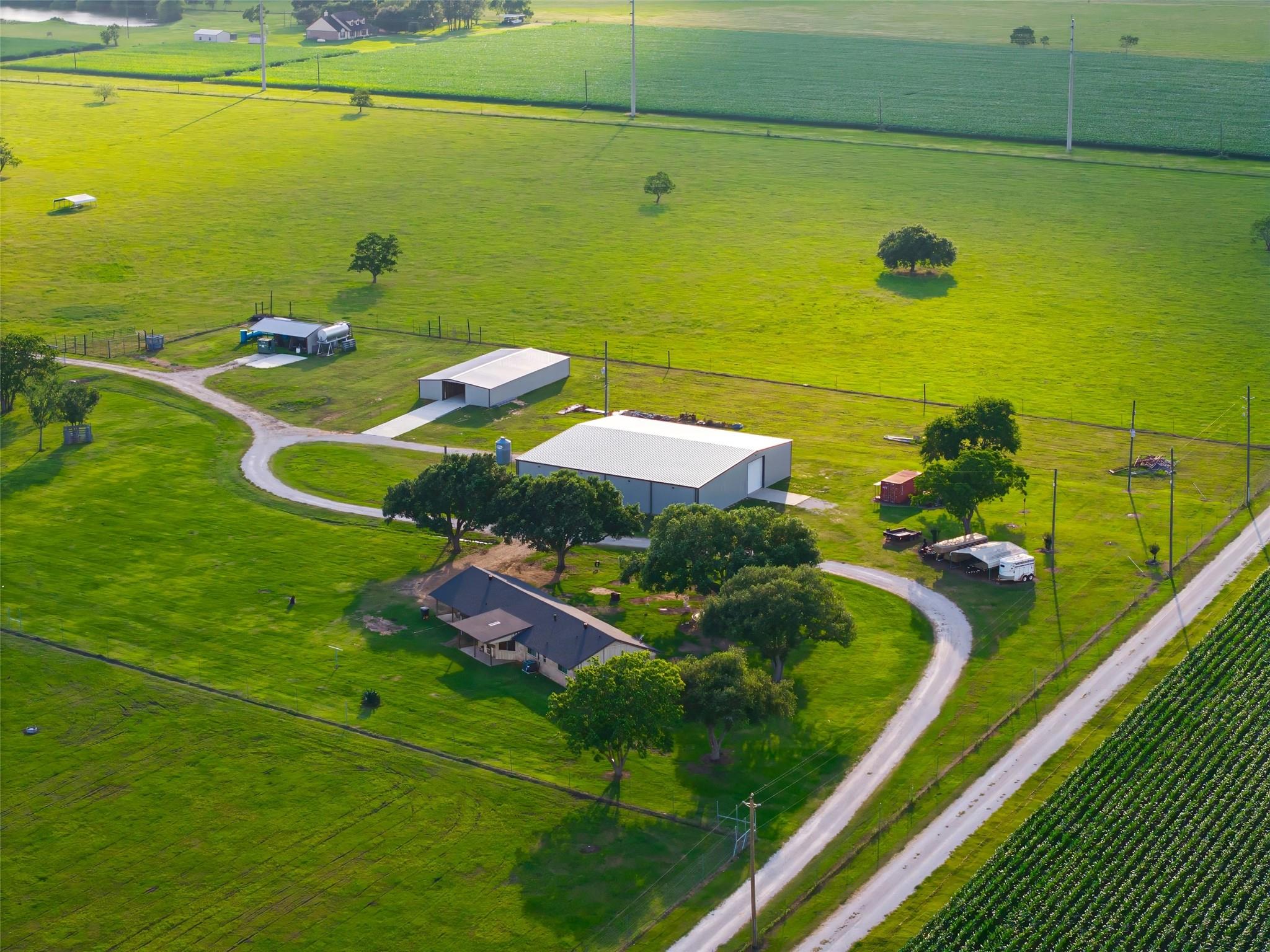 main property photo 35