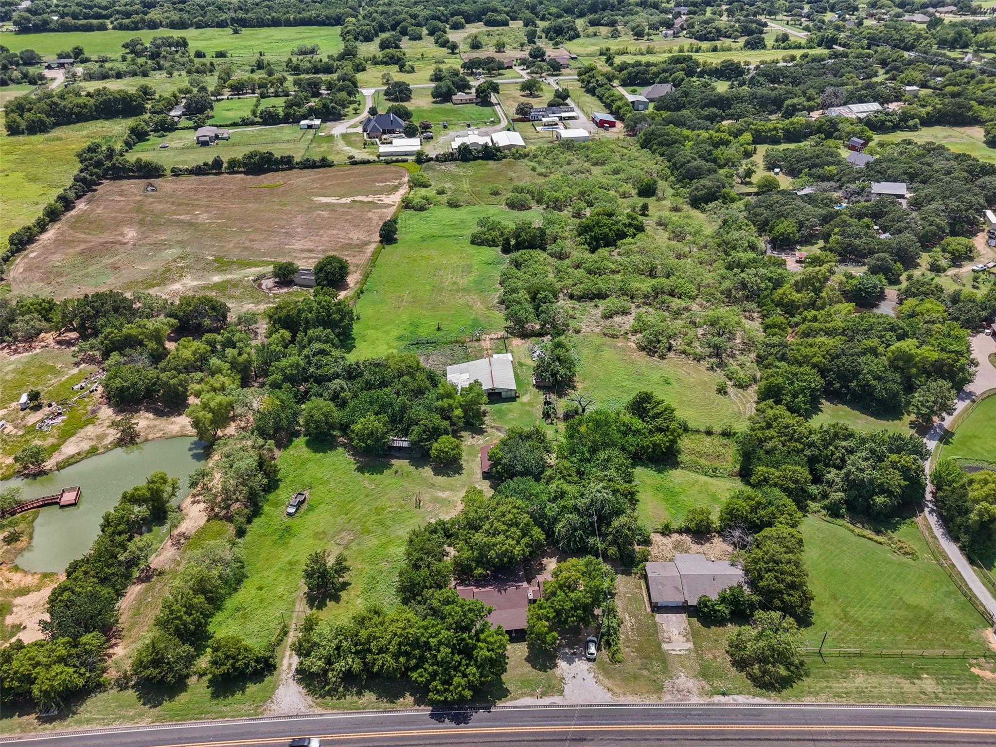 main property photo 32