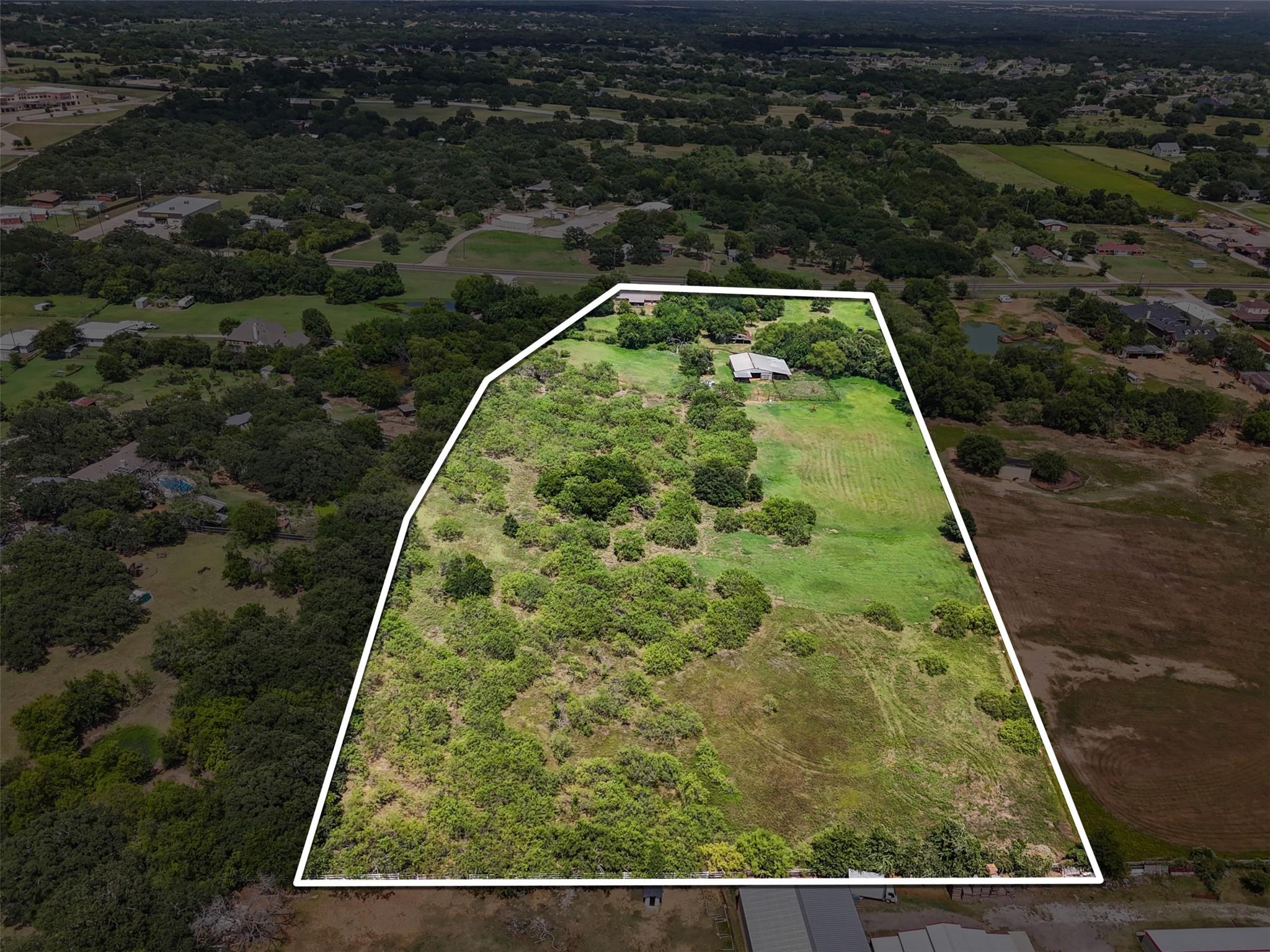 main property photo 38