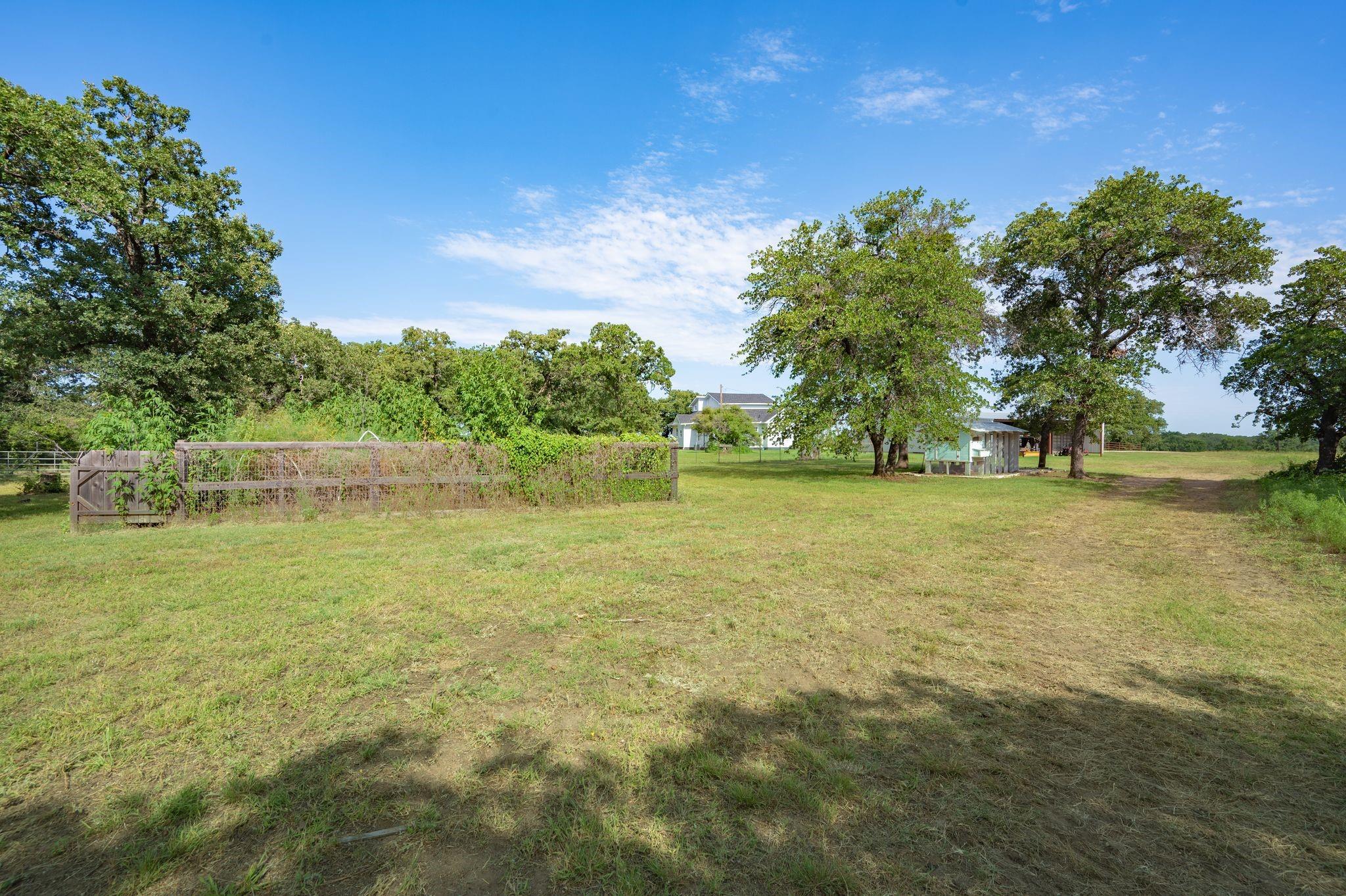 main property photo 35
