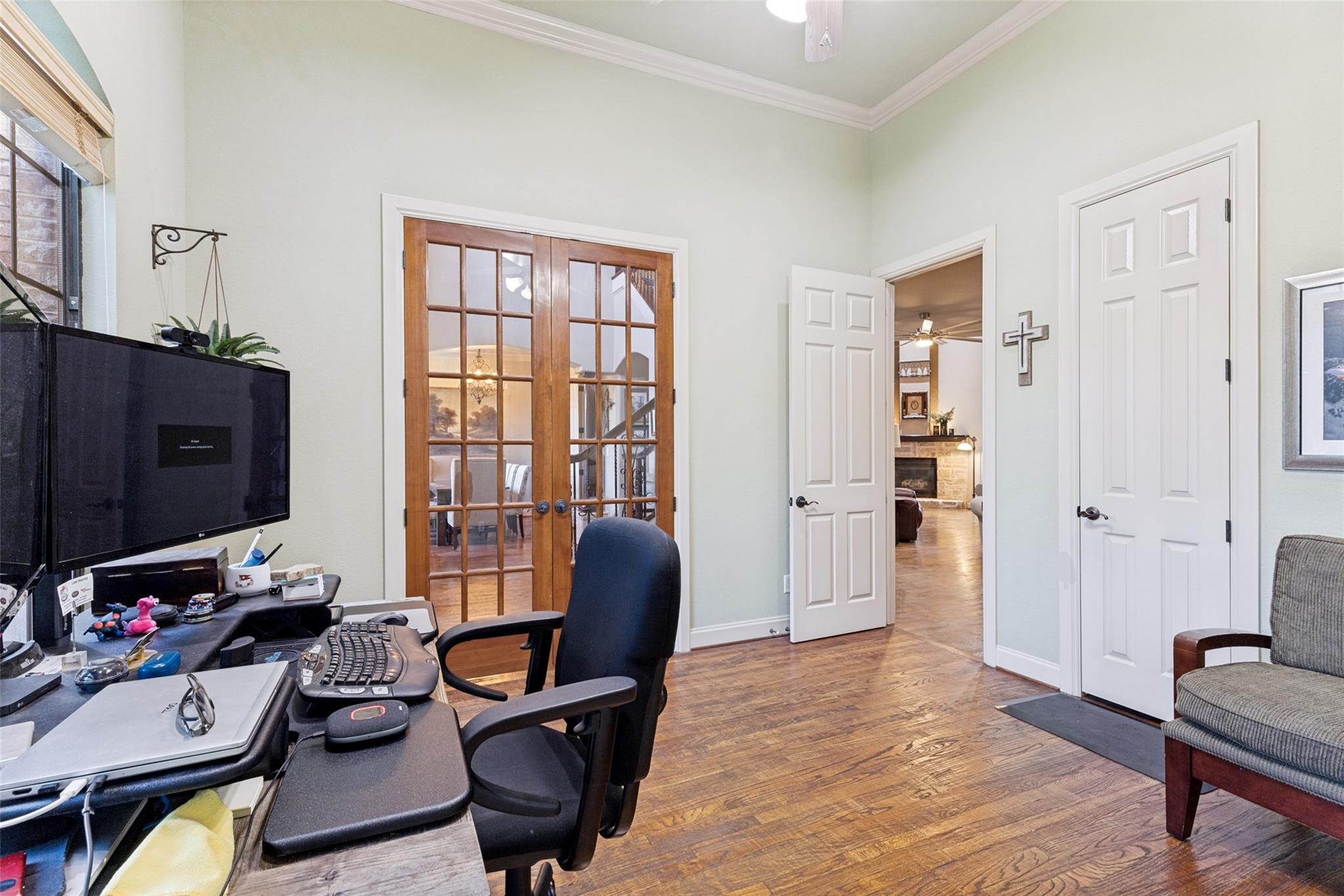 main property photo 7