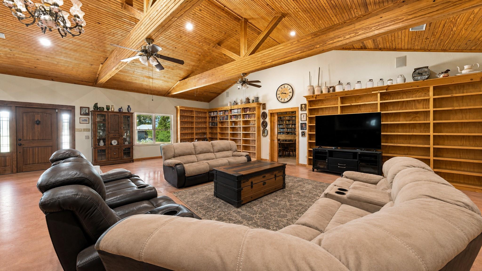 main property photo 27