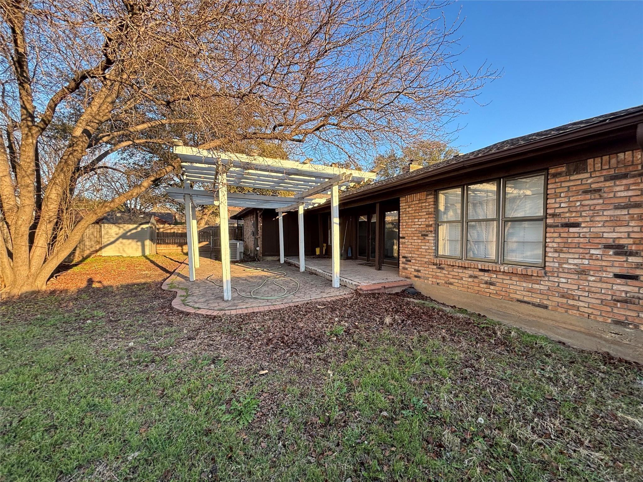 main property photo 10