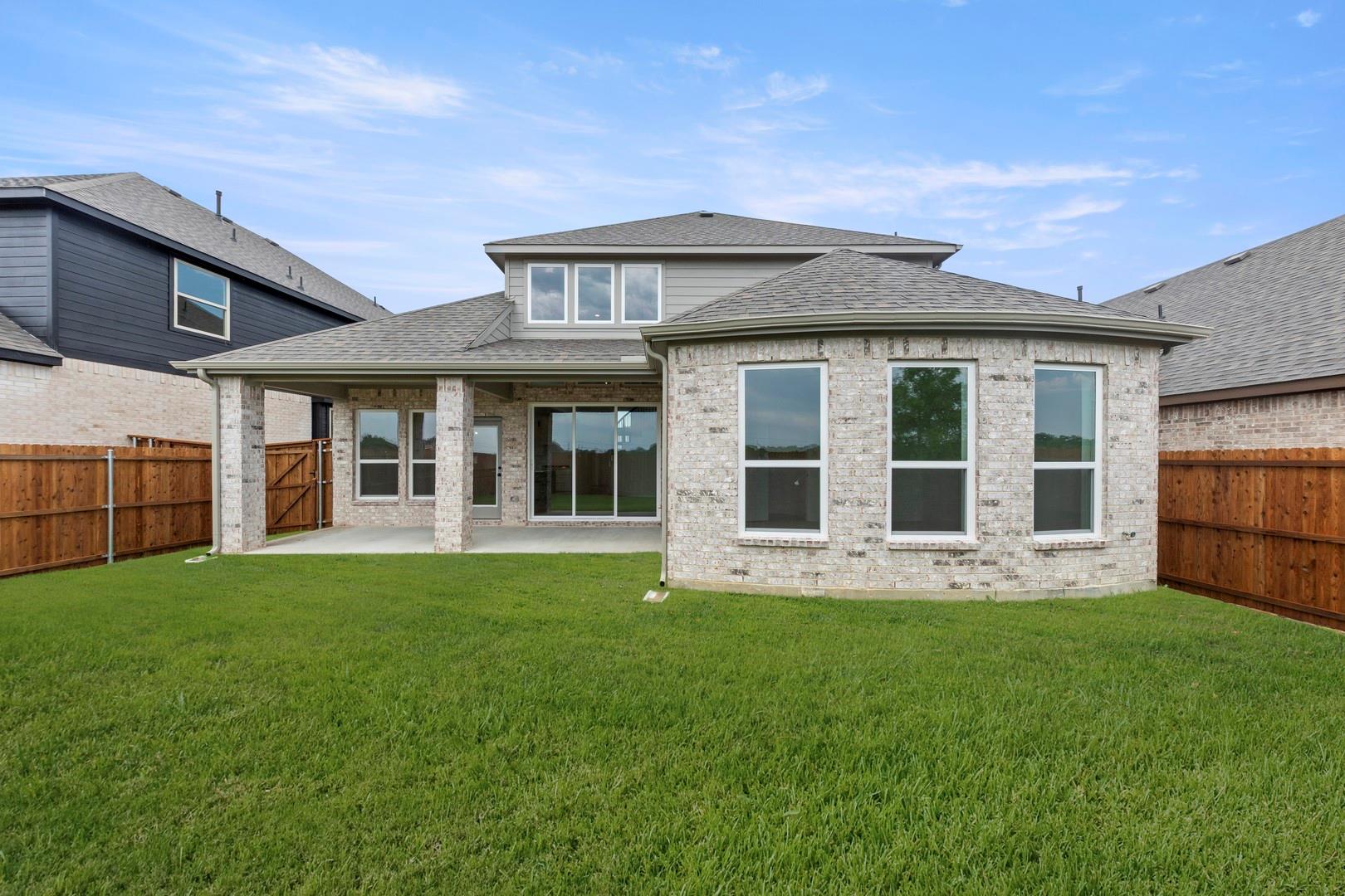 main property photo 25