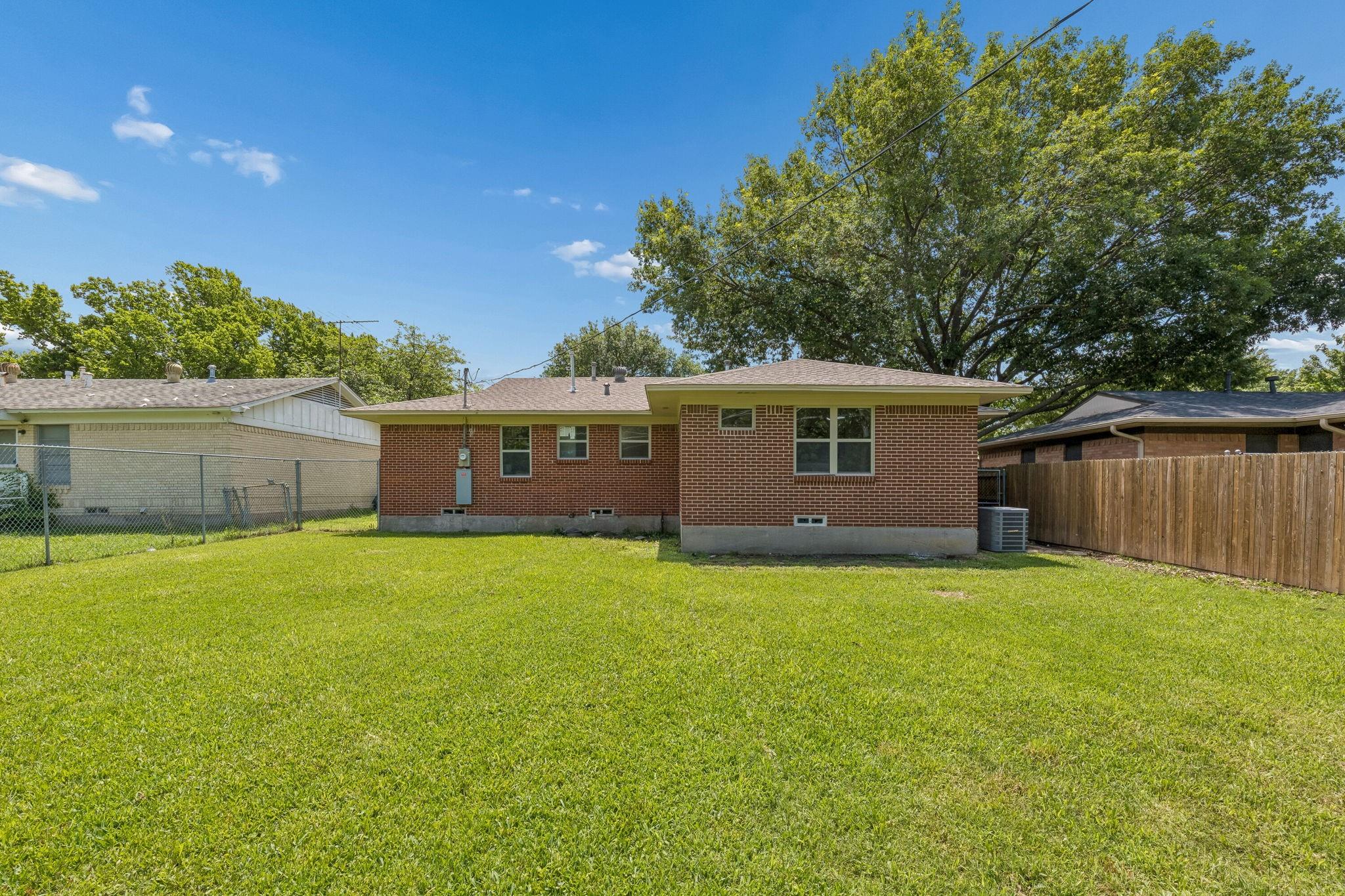 main property photo 23