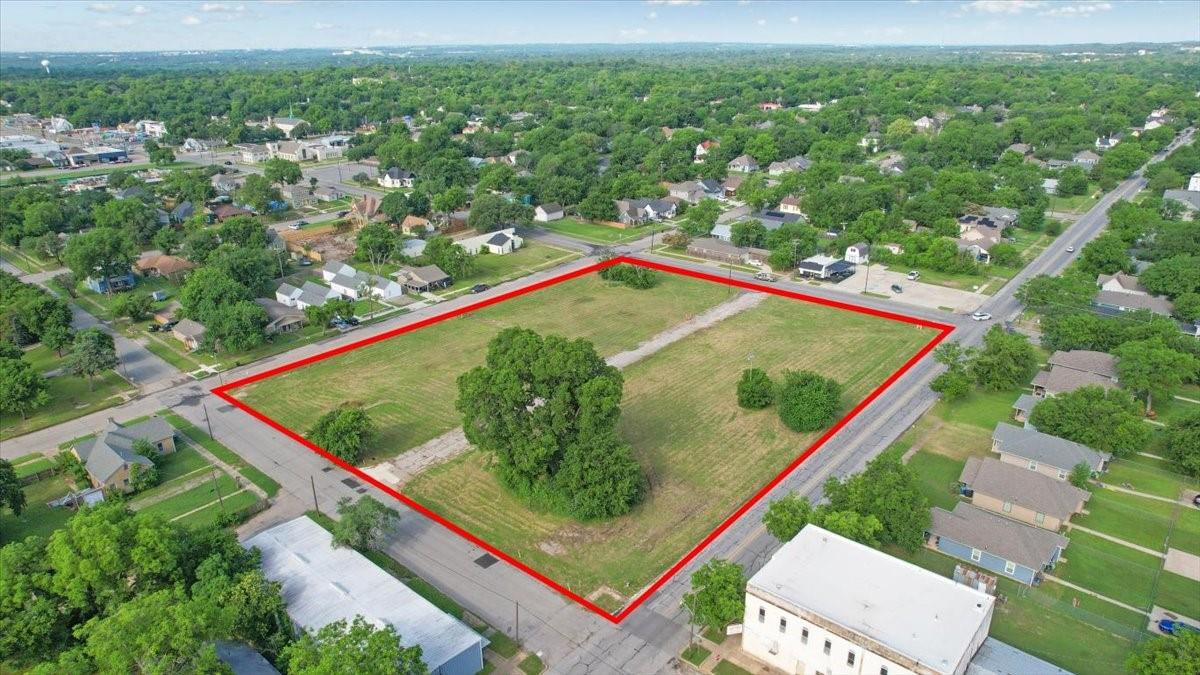 main property photo 8