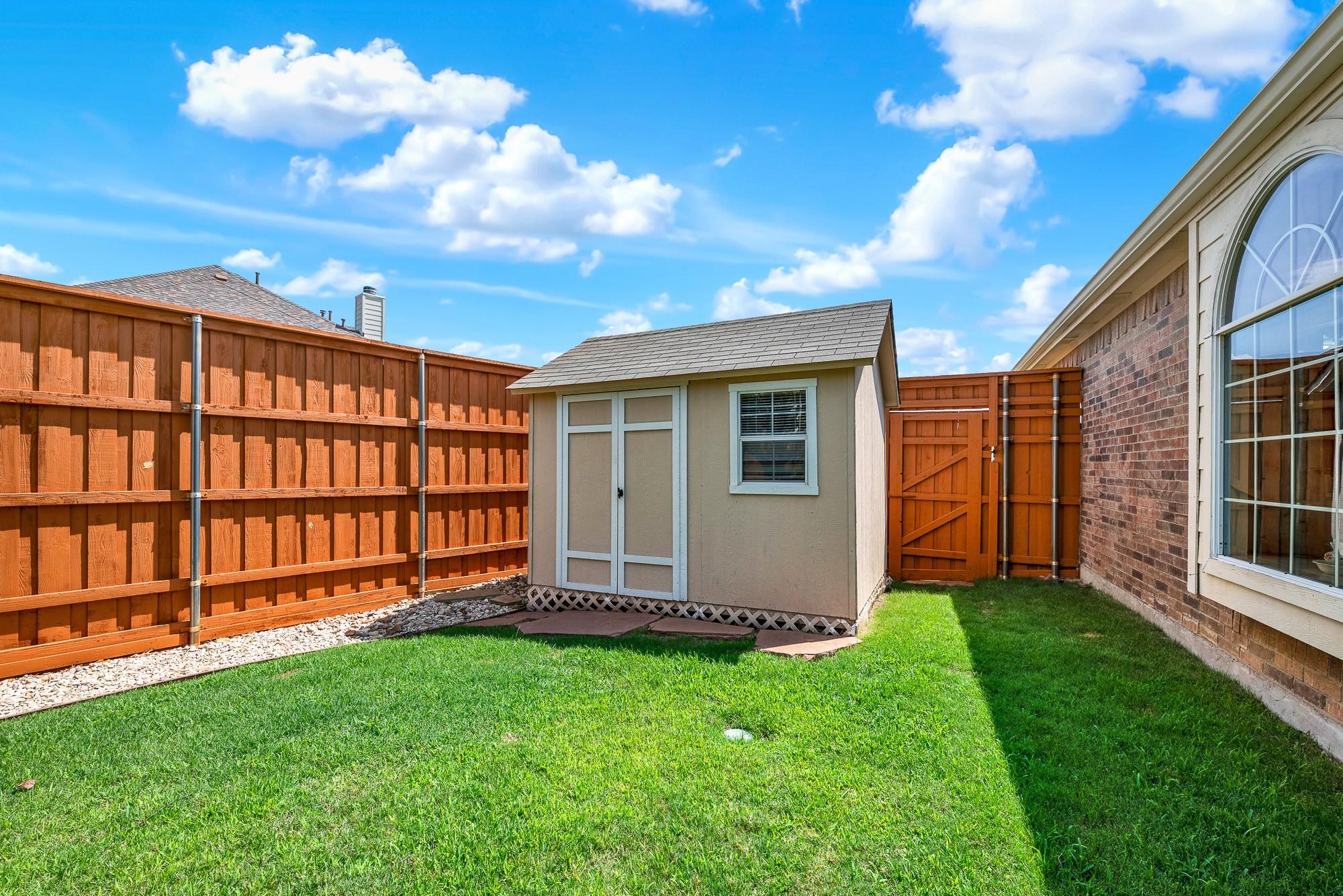 main property photo 33