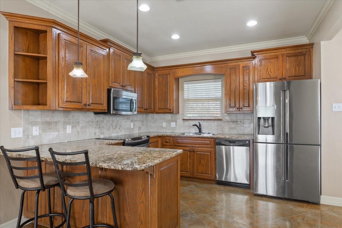 main property photo 8