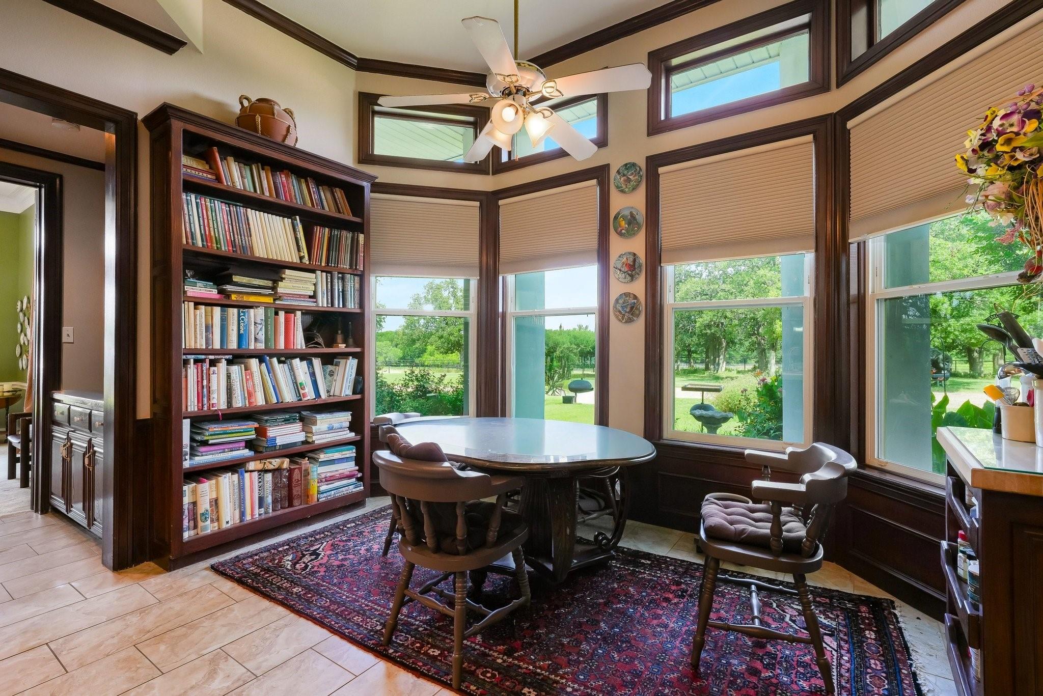 main property photo 13