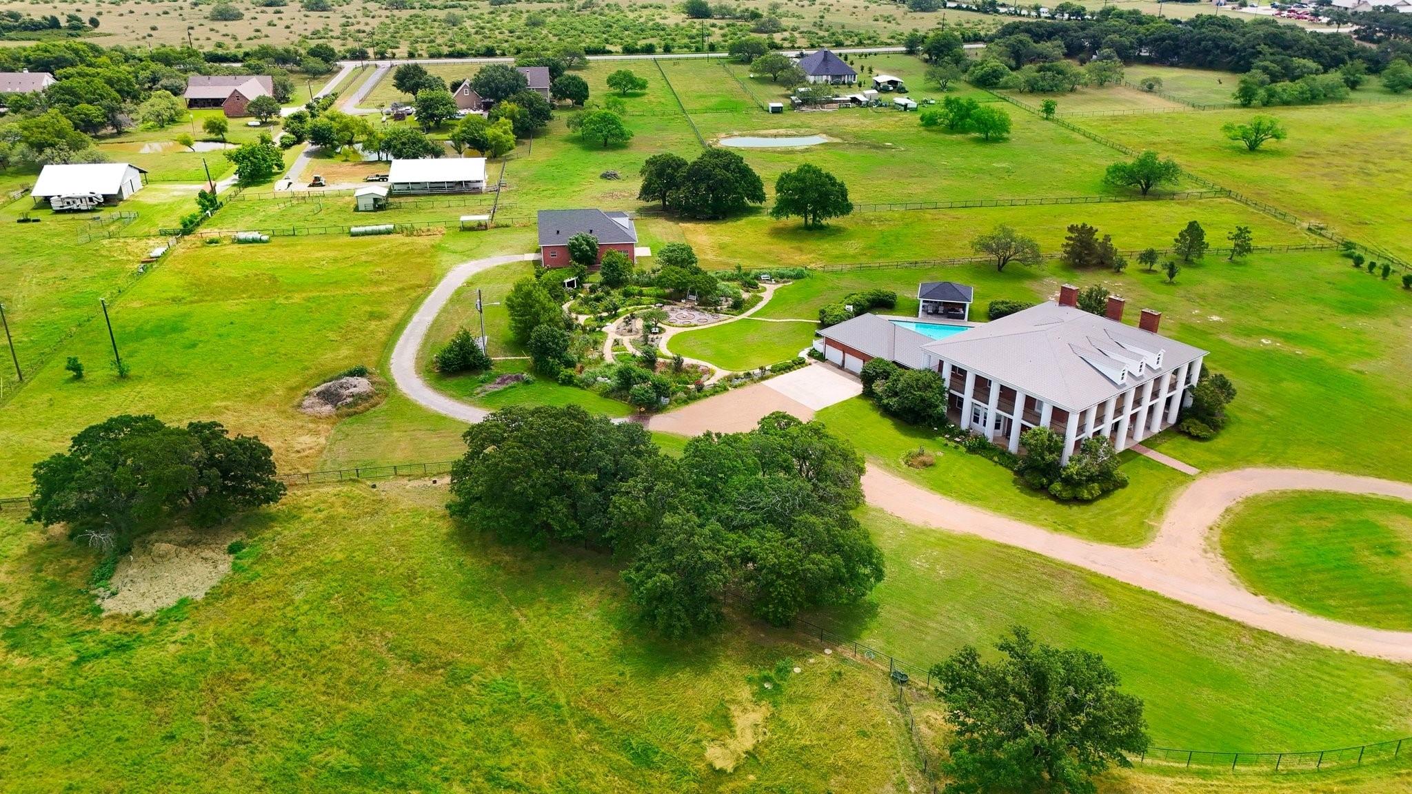 main property photo 34