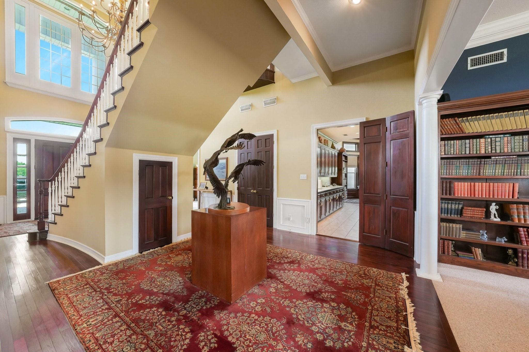 main property photo 6