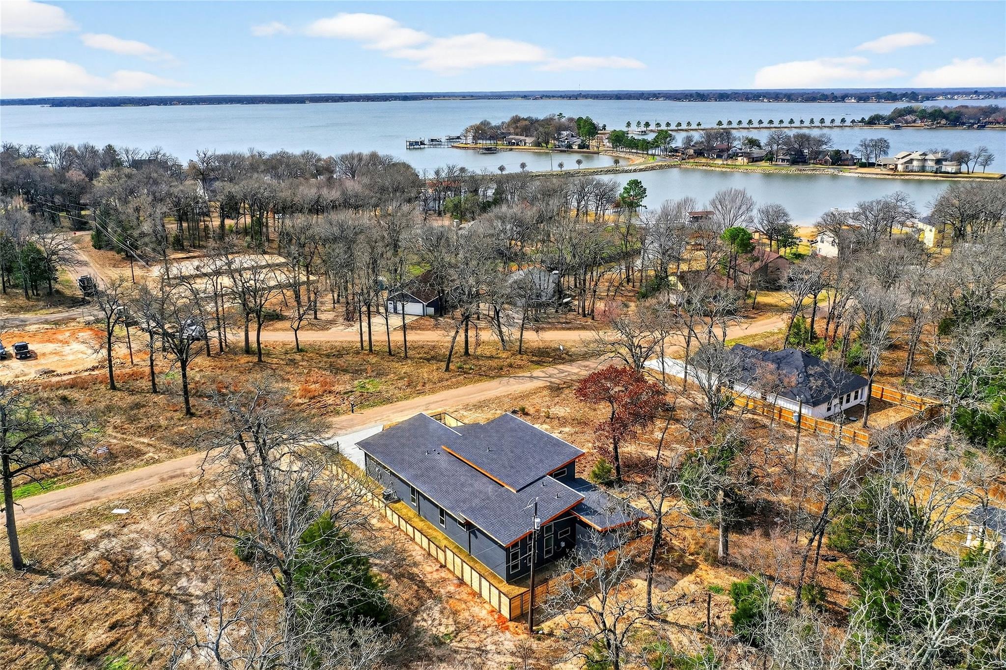 main property photo 32