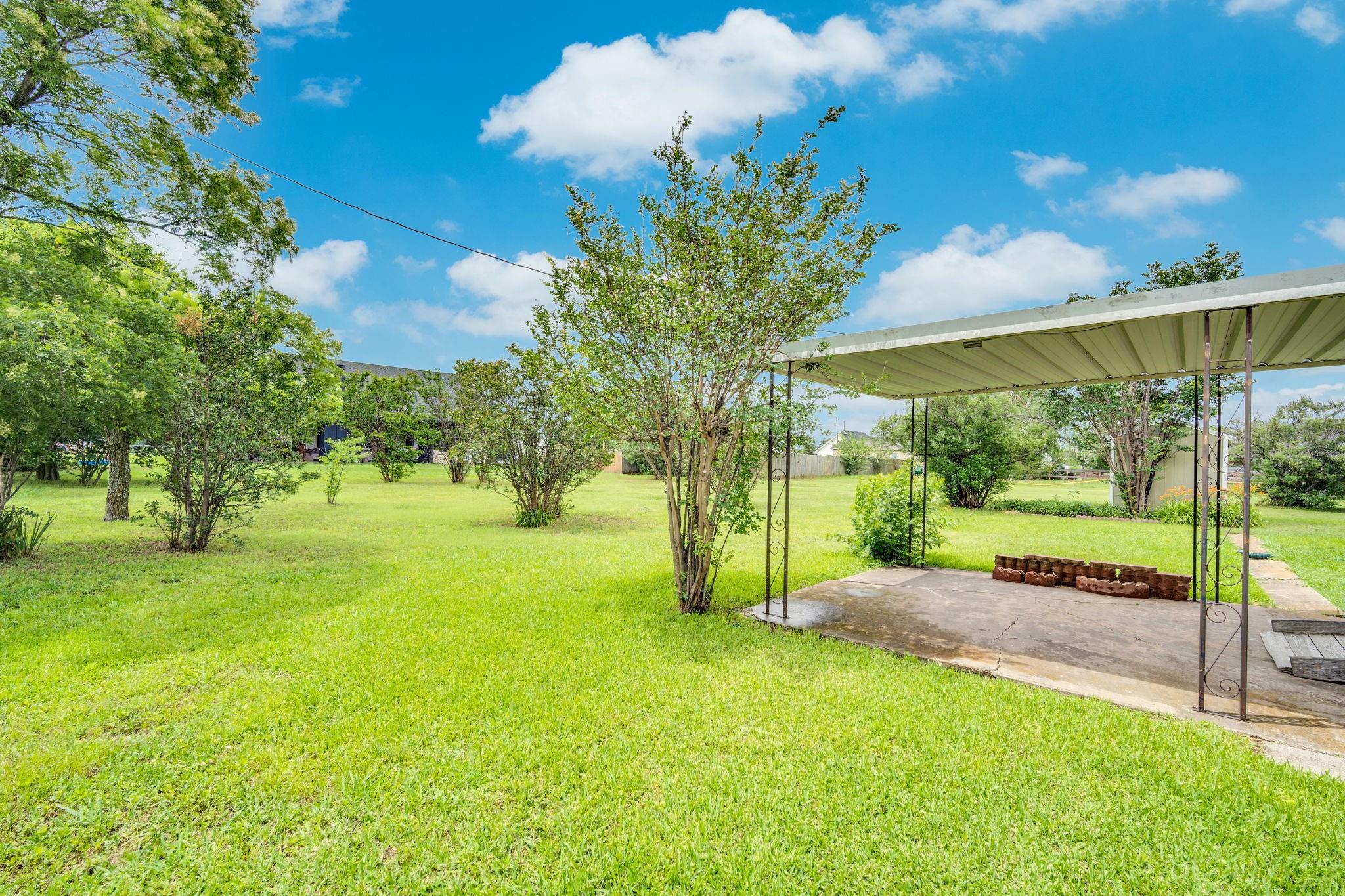 main property photo 9
