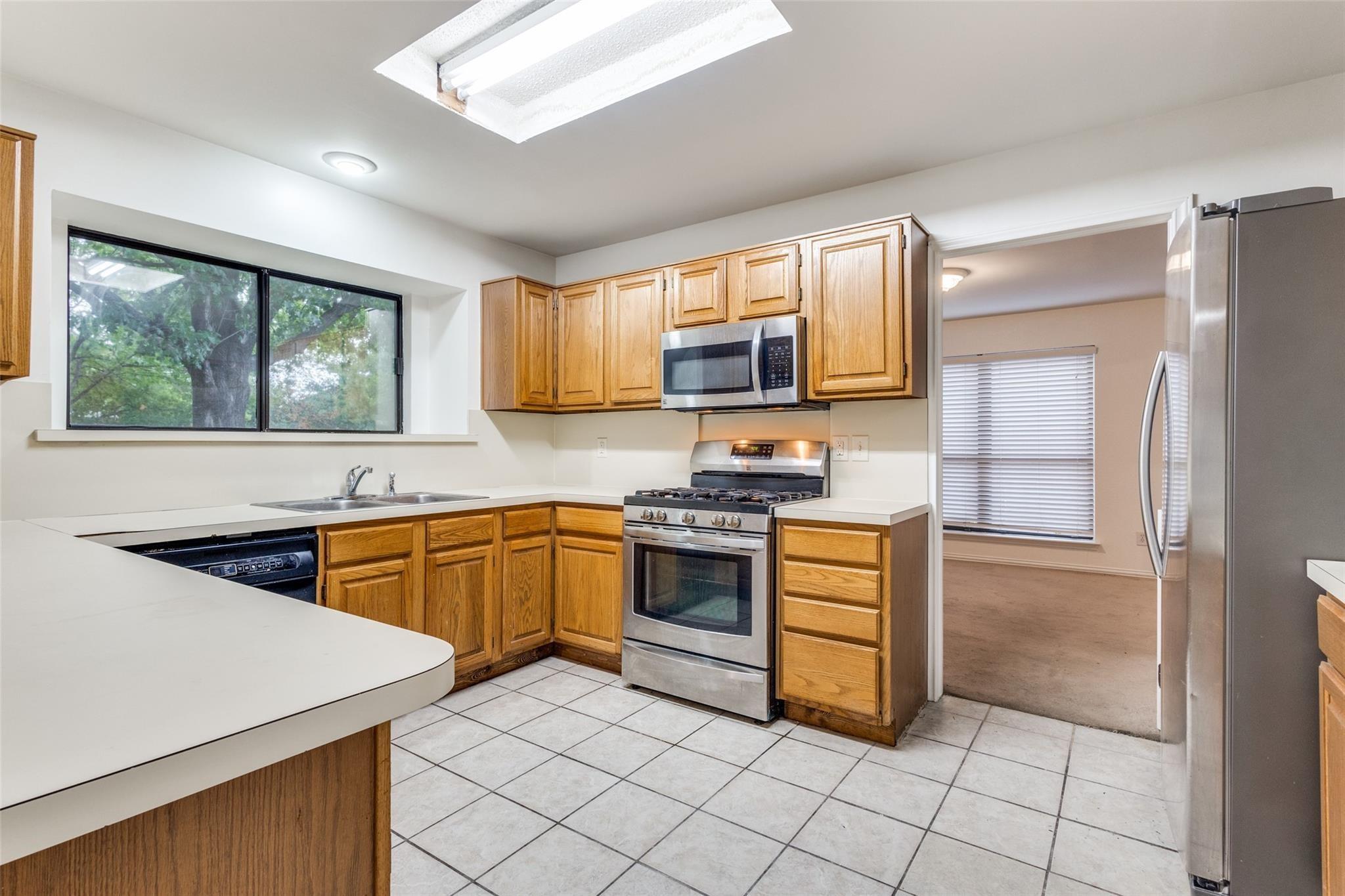 main property photo 20