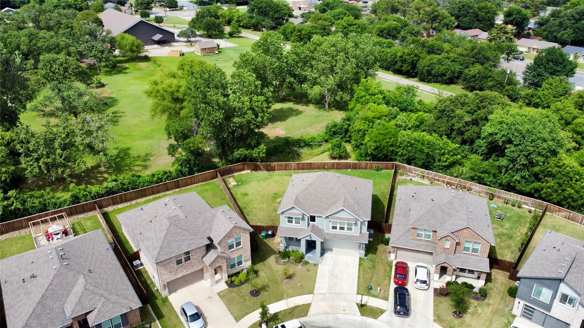 main property photo 20