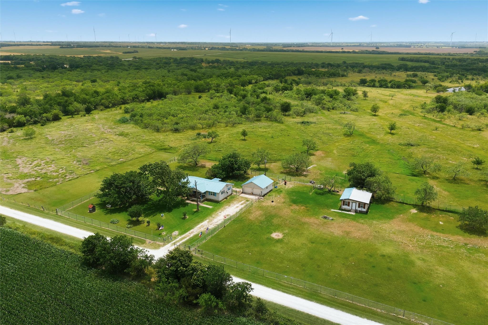 main property photo 4
