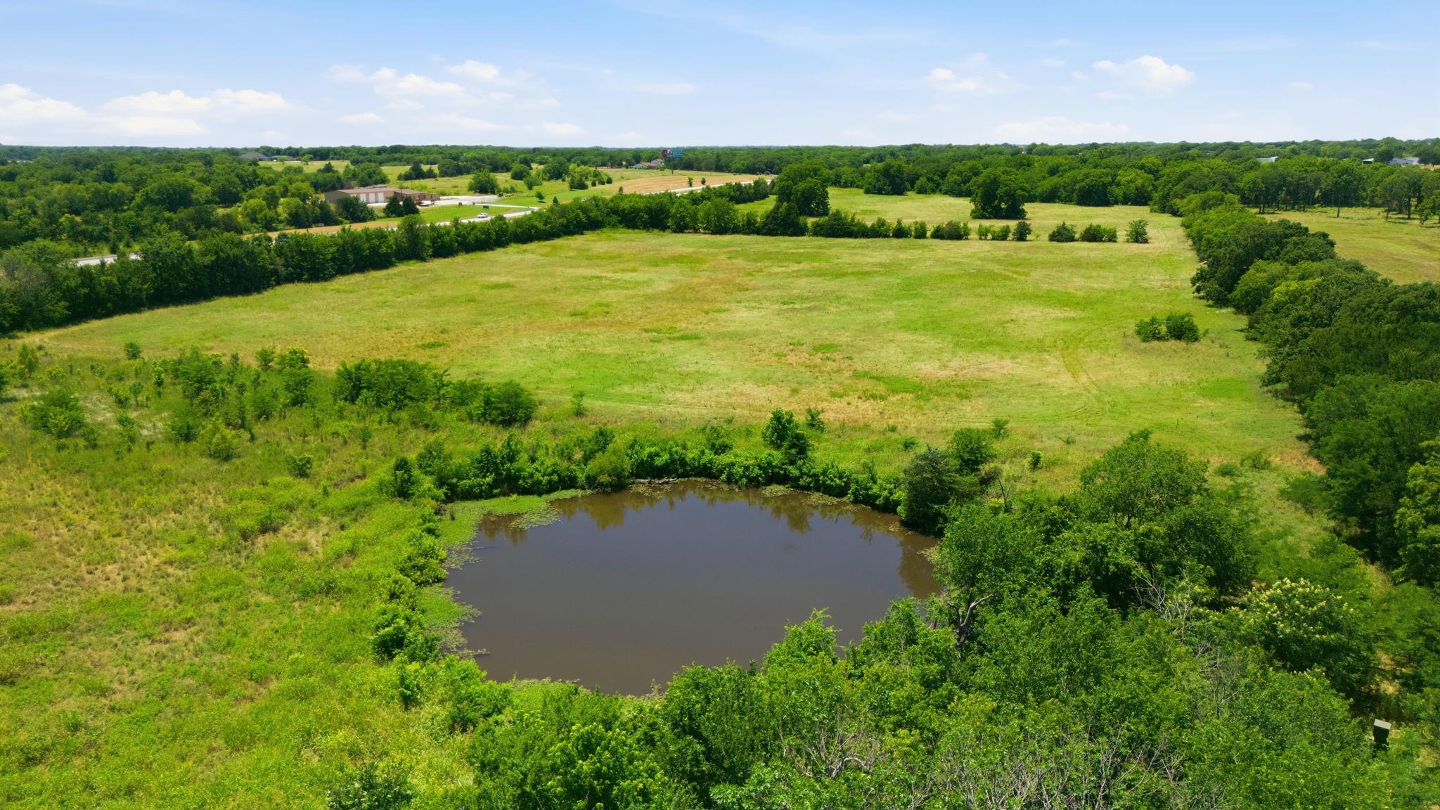main property photo 5