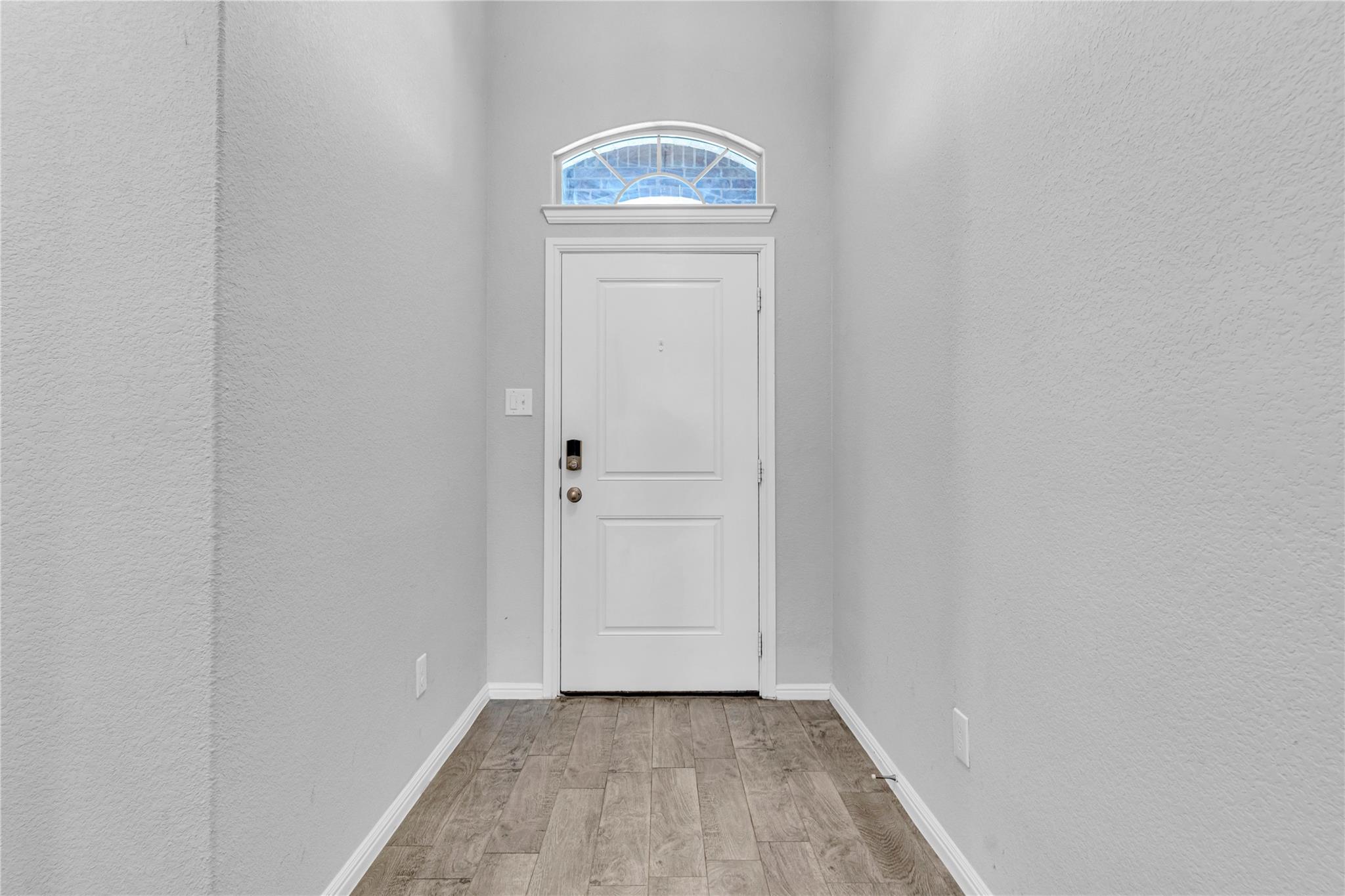 property viewer photo 2