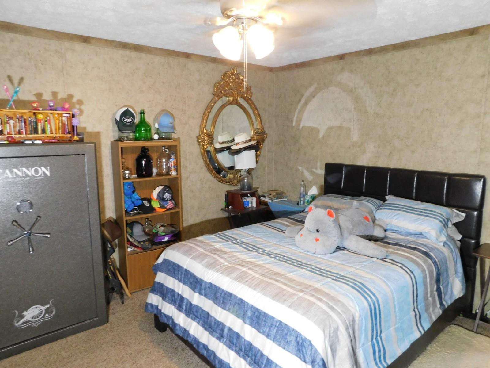 main property photo 16