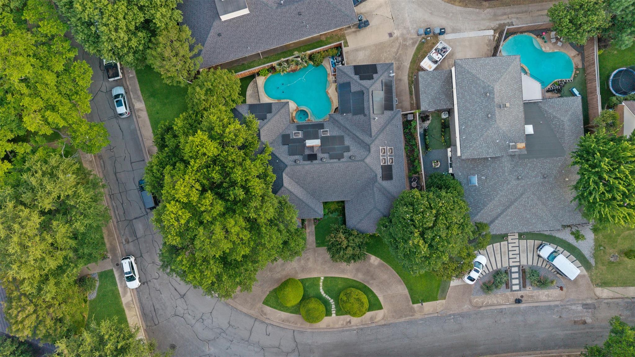 main property photo 31