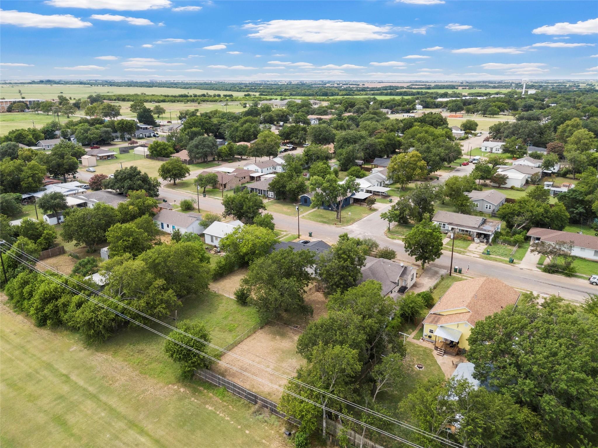 main property photo 33