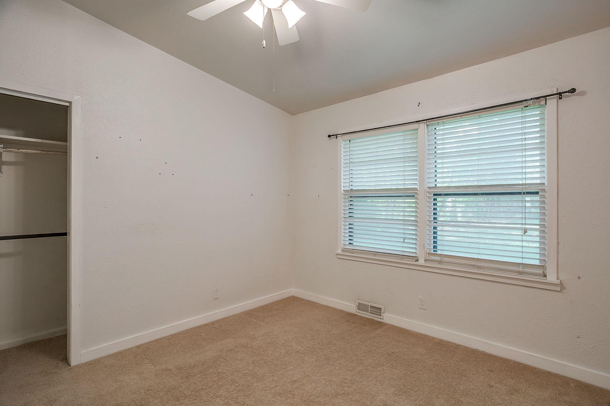 property viewer photo 30