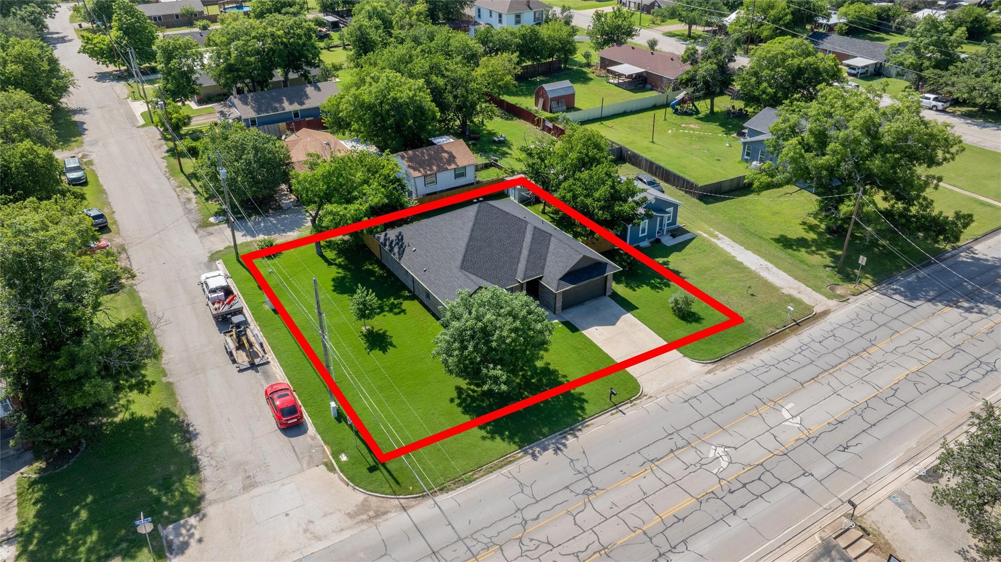 main property photo 5