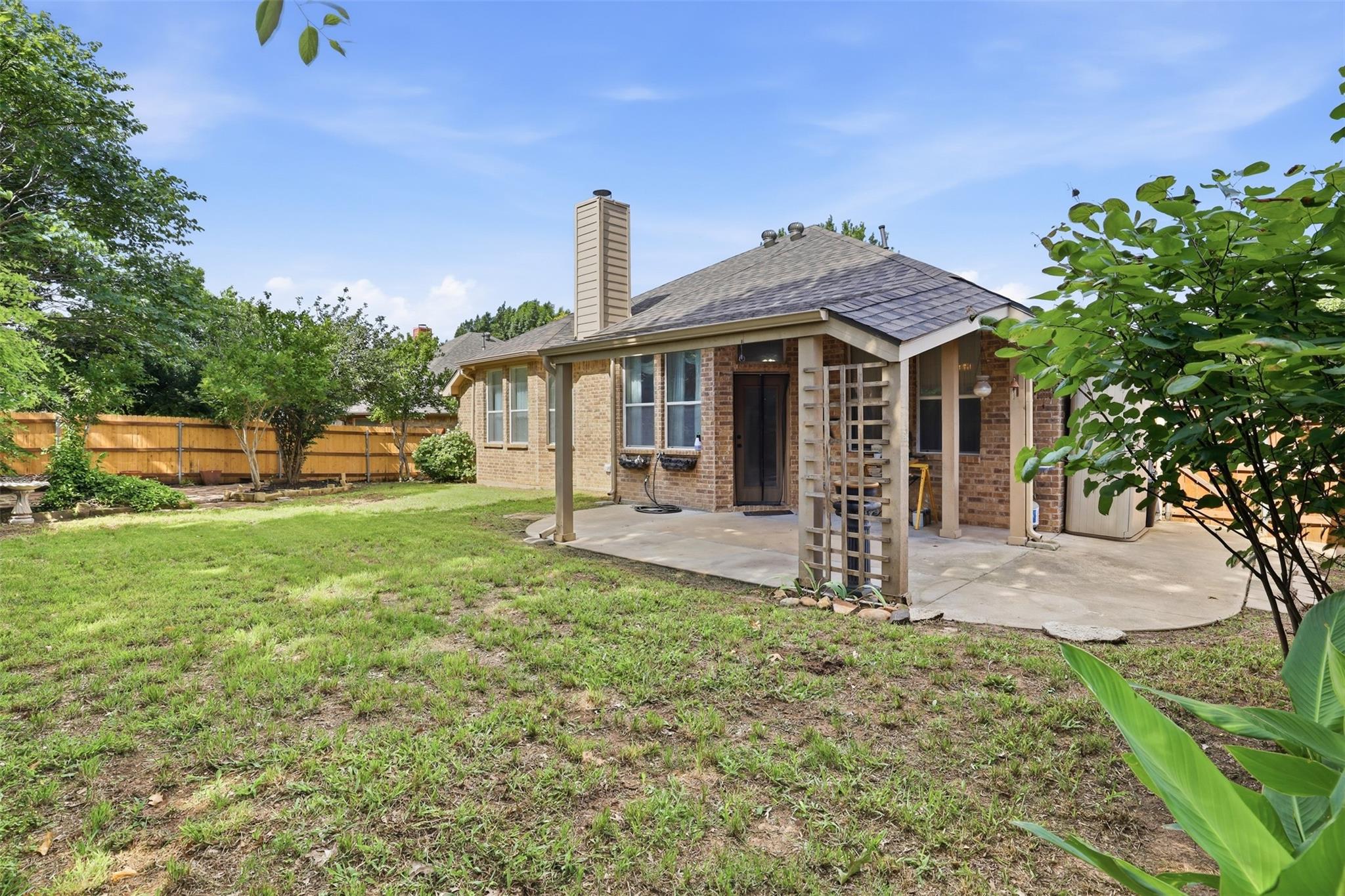 main property photo 19