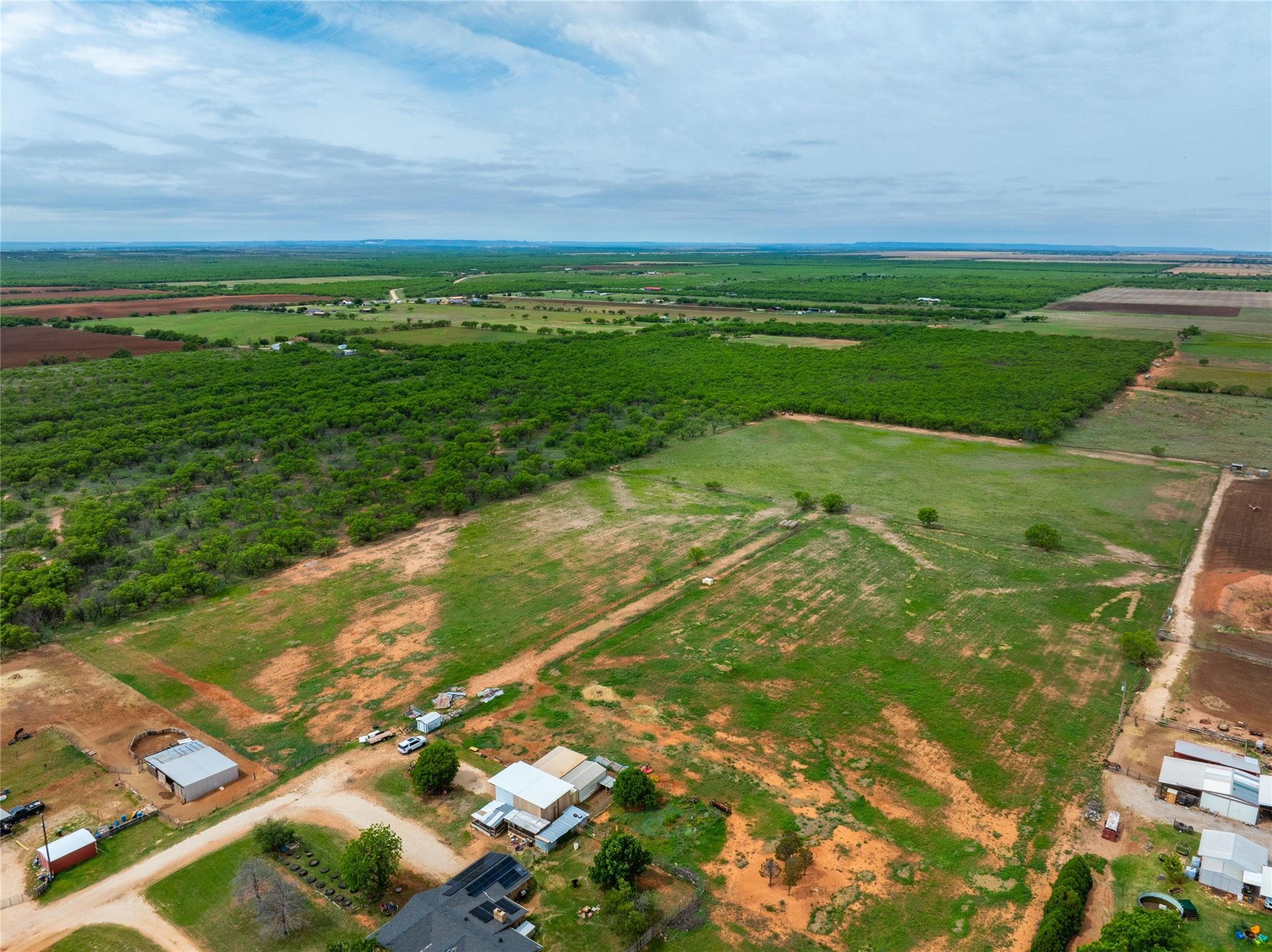 main property photo 6