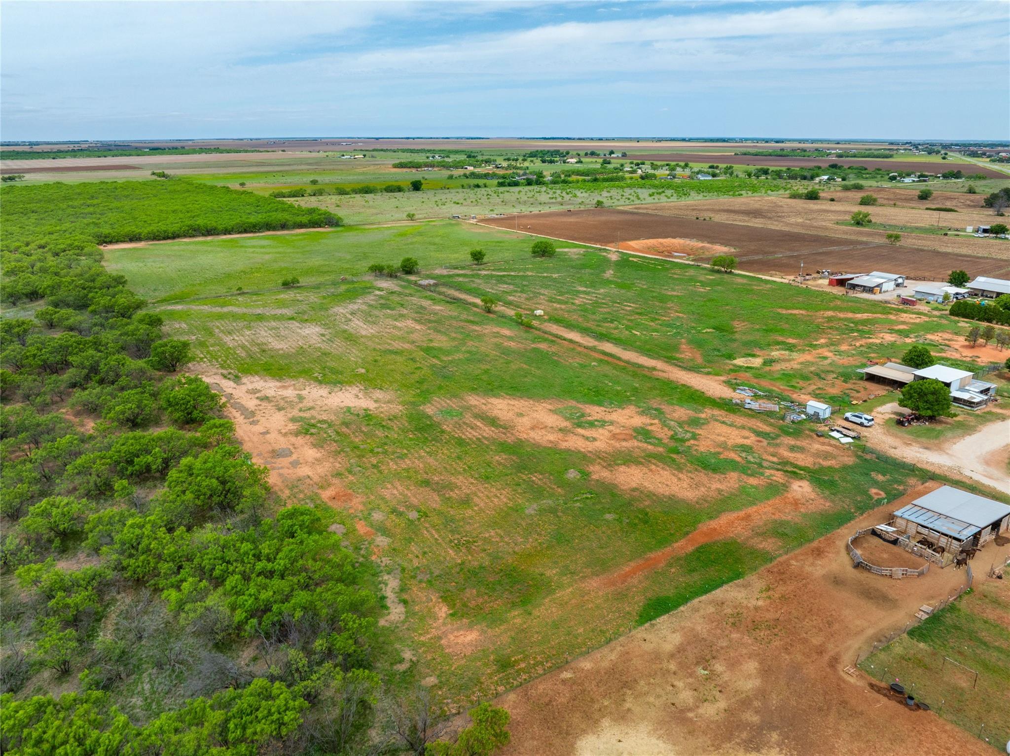main property photo 8