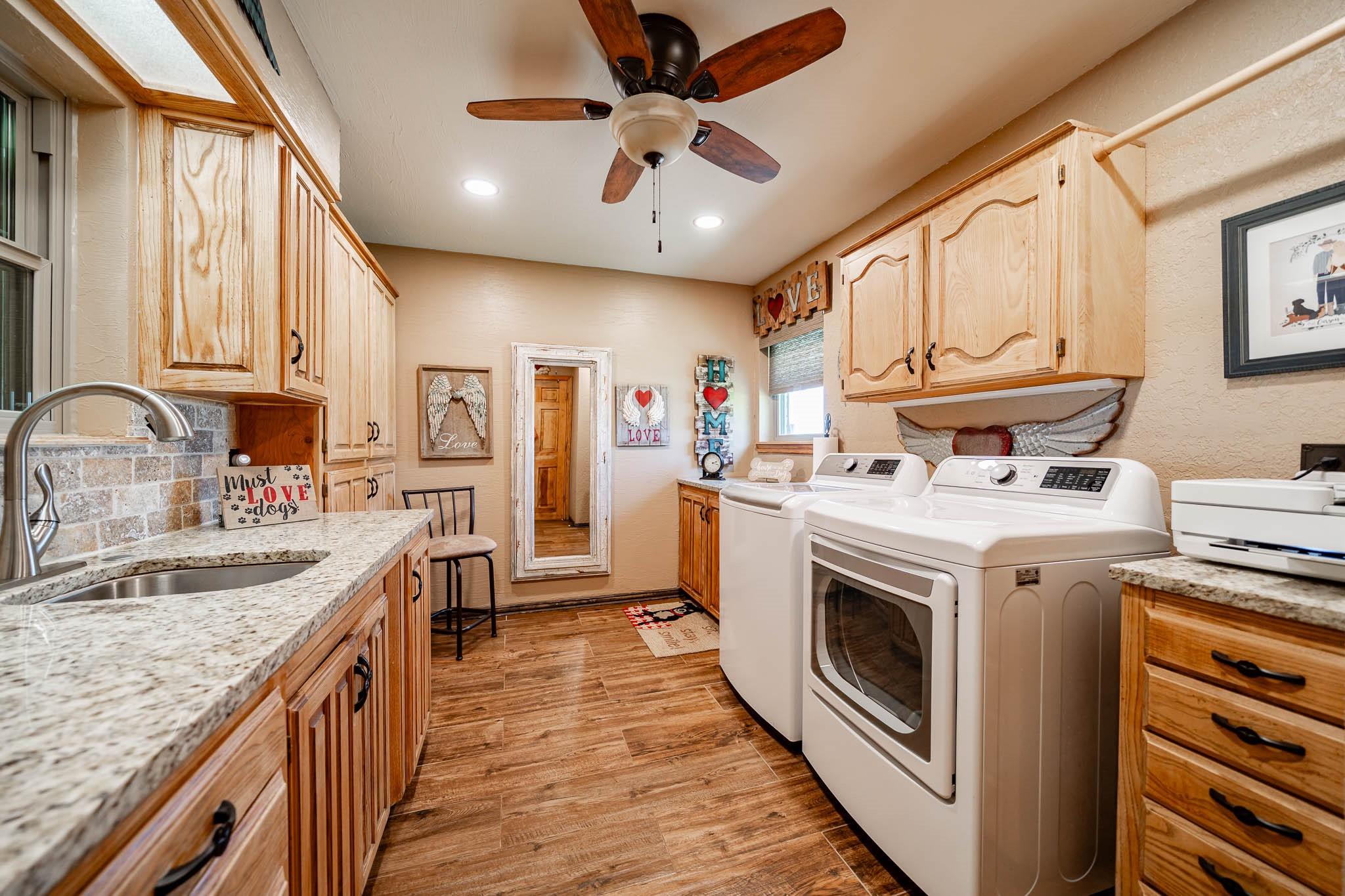 main property photo 15