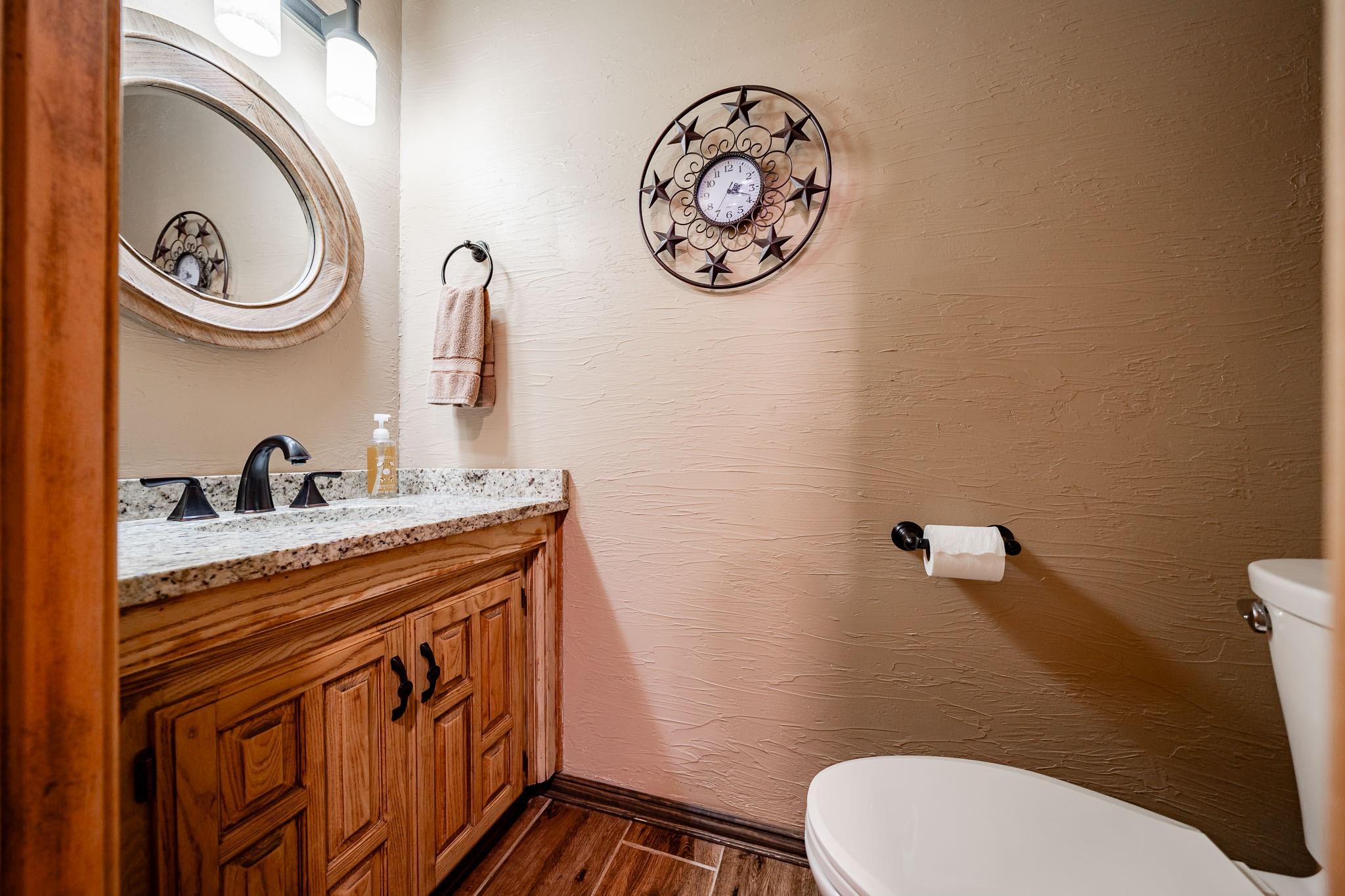 main property photo 16