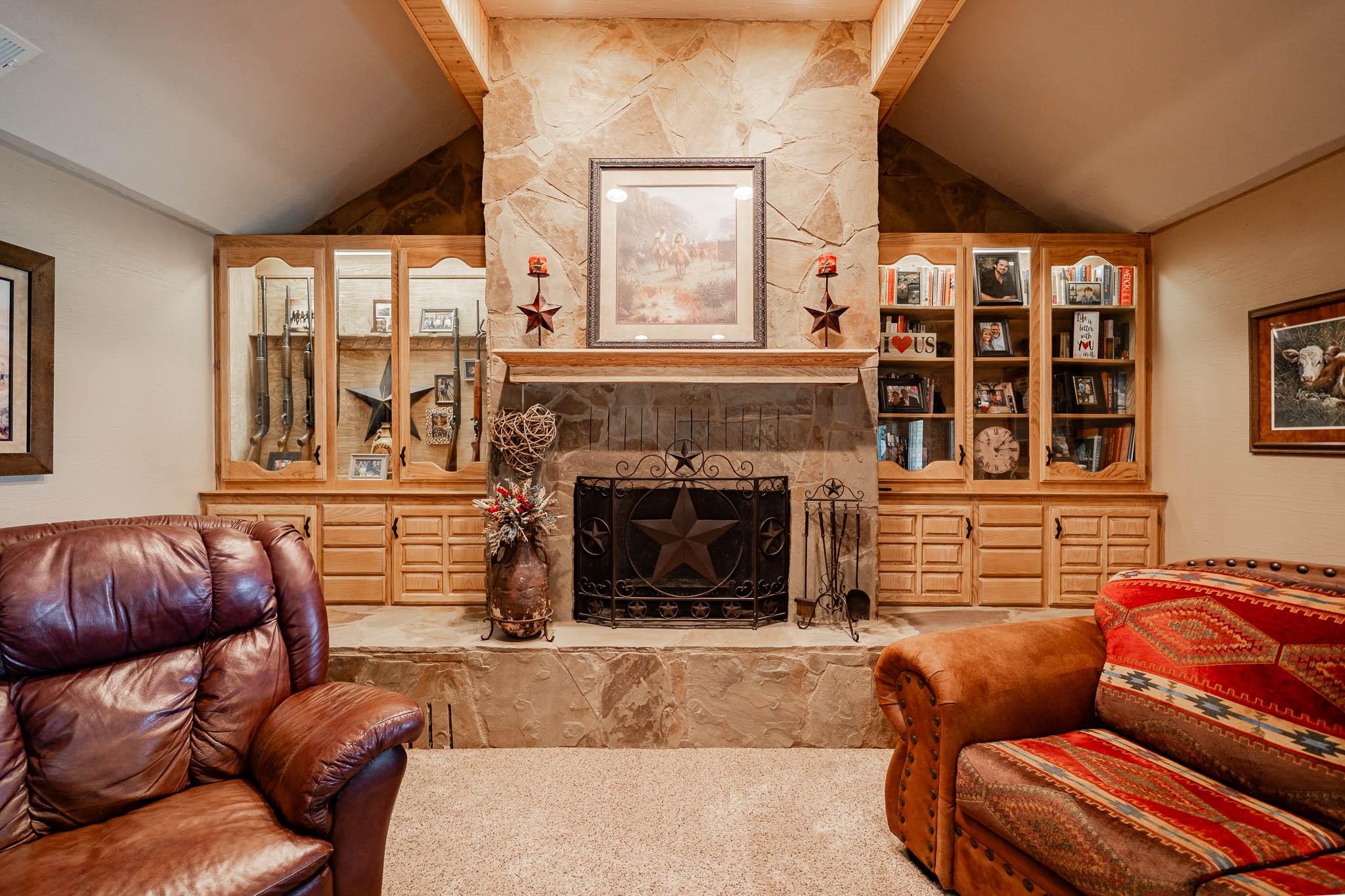main property photo 9