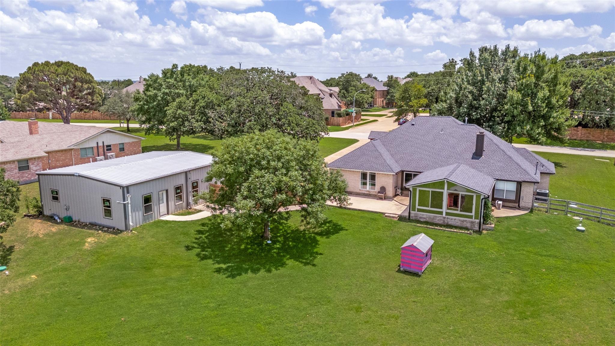 main property photo 34
