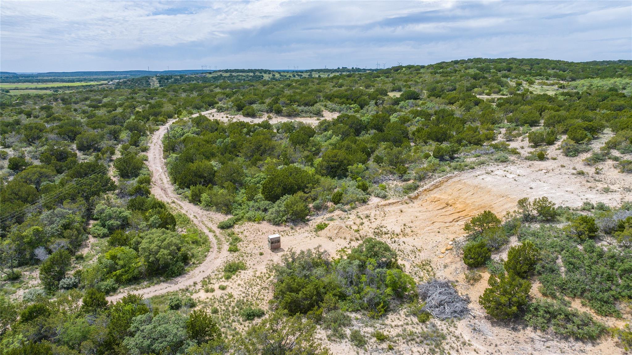 main property photo 17