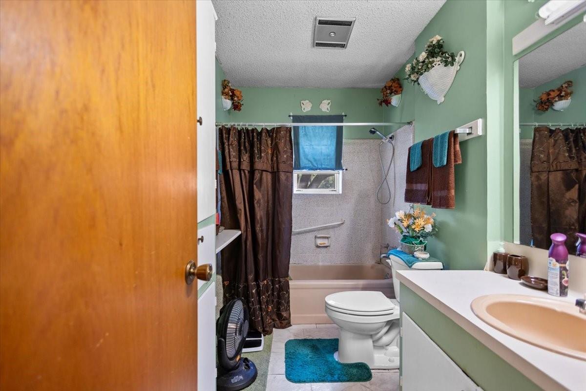 property viewer photo 15