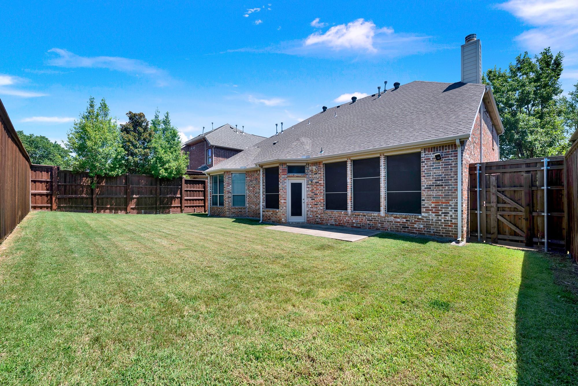 main property photo 38