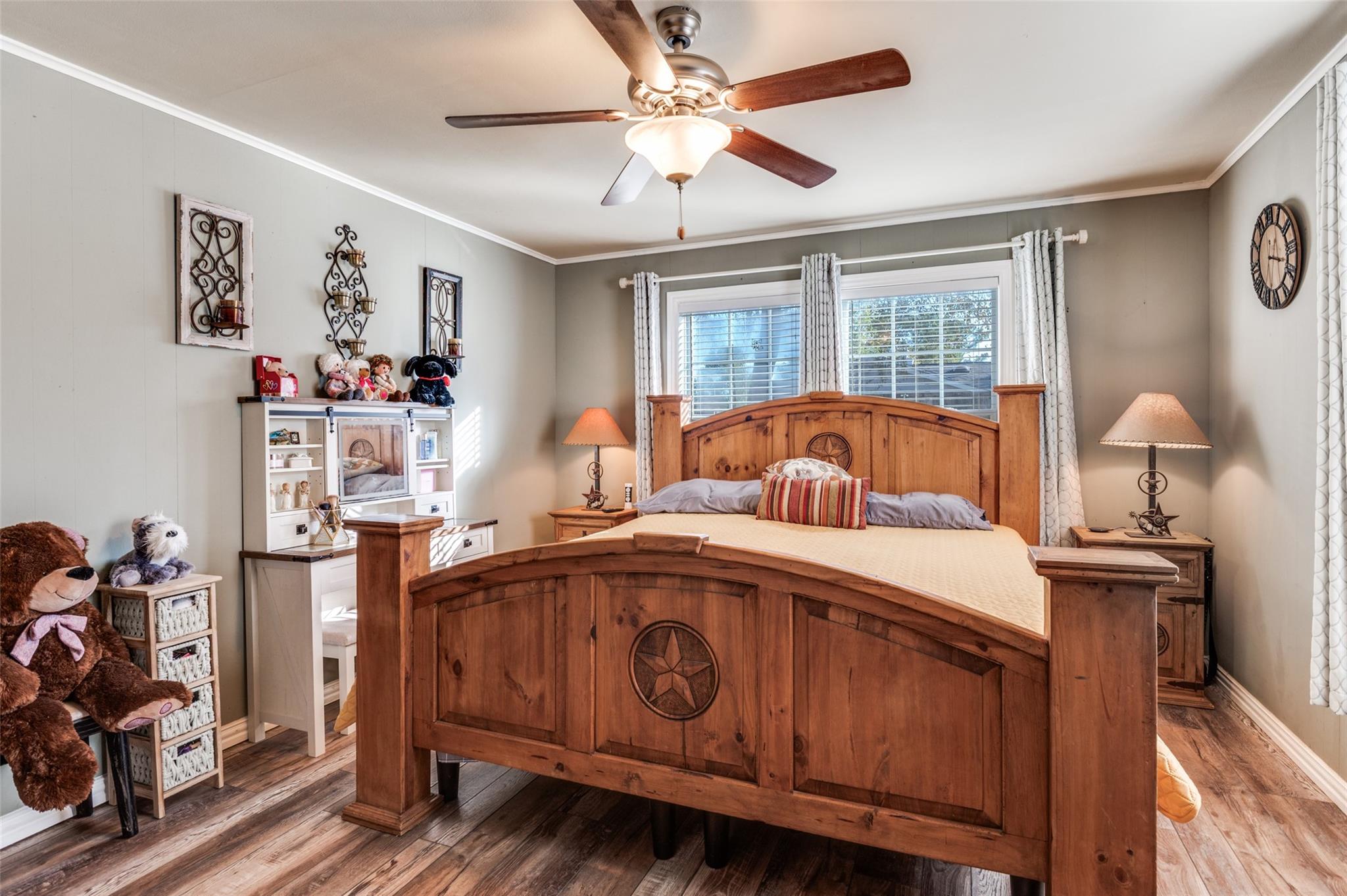 main property photo 12
