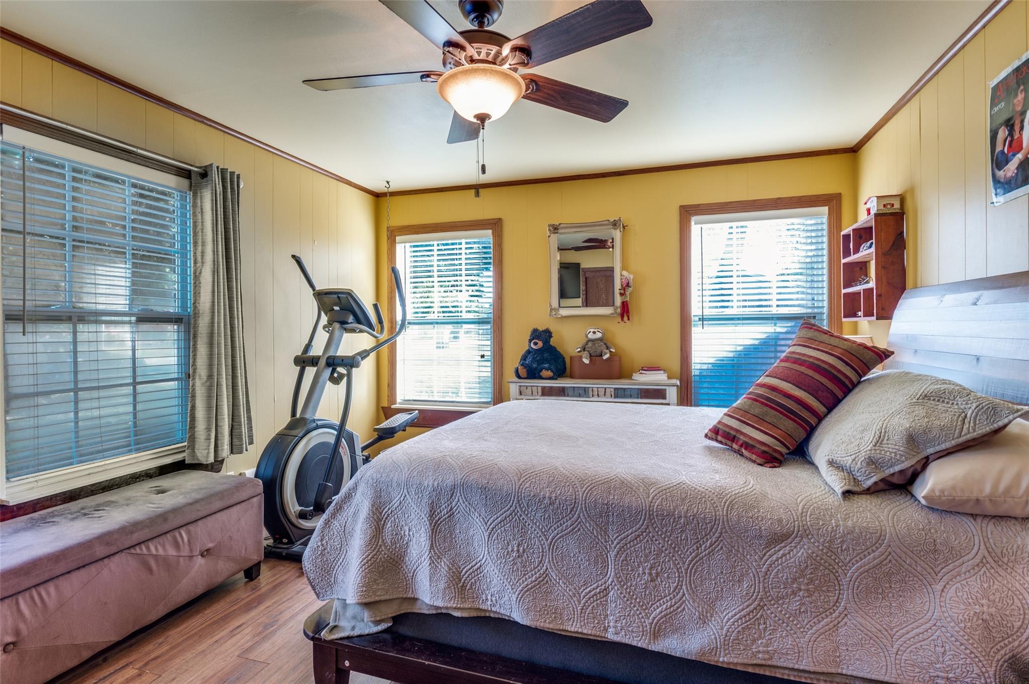 main property photo 14