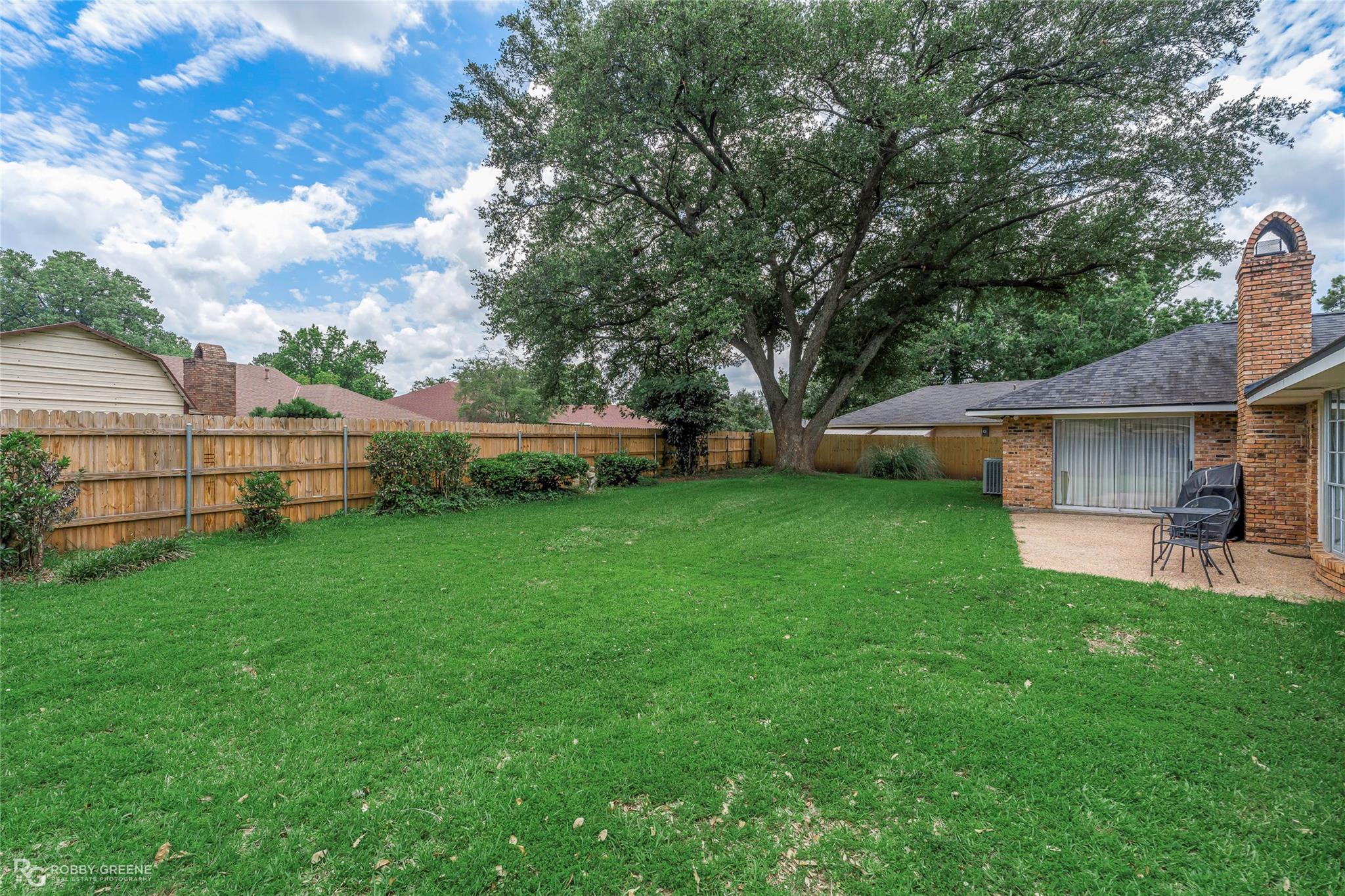 main property photo 32