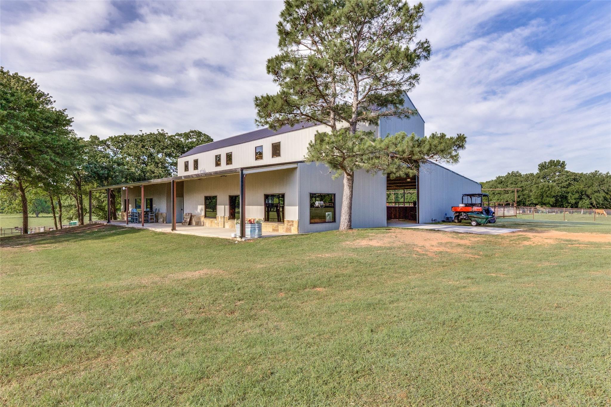 main property photo 21