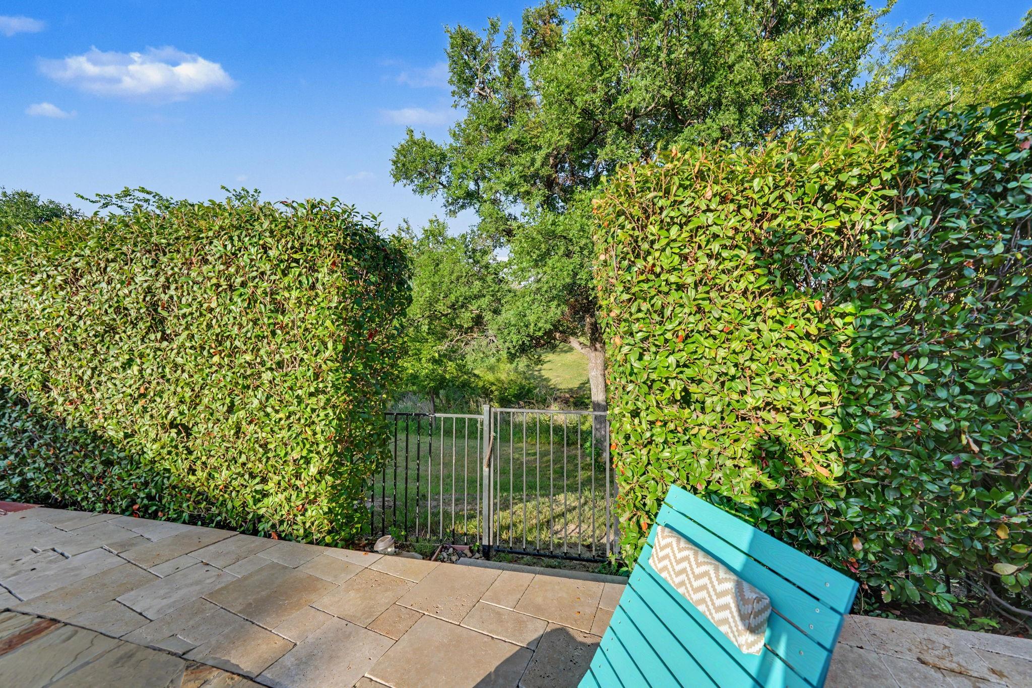 main property photo 33
