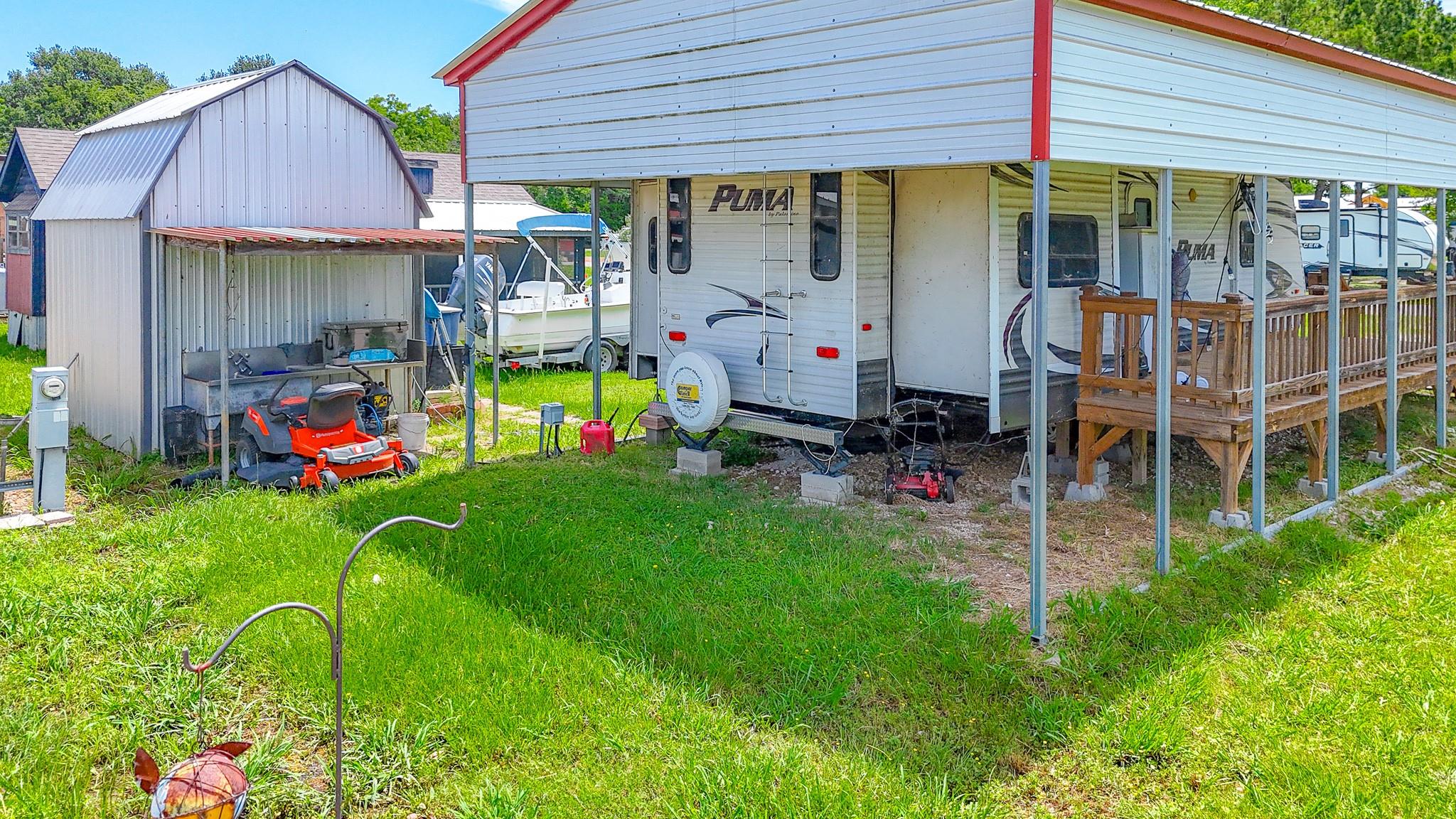 main property photo 29