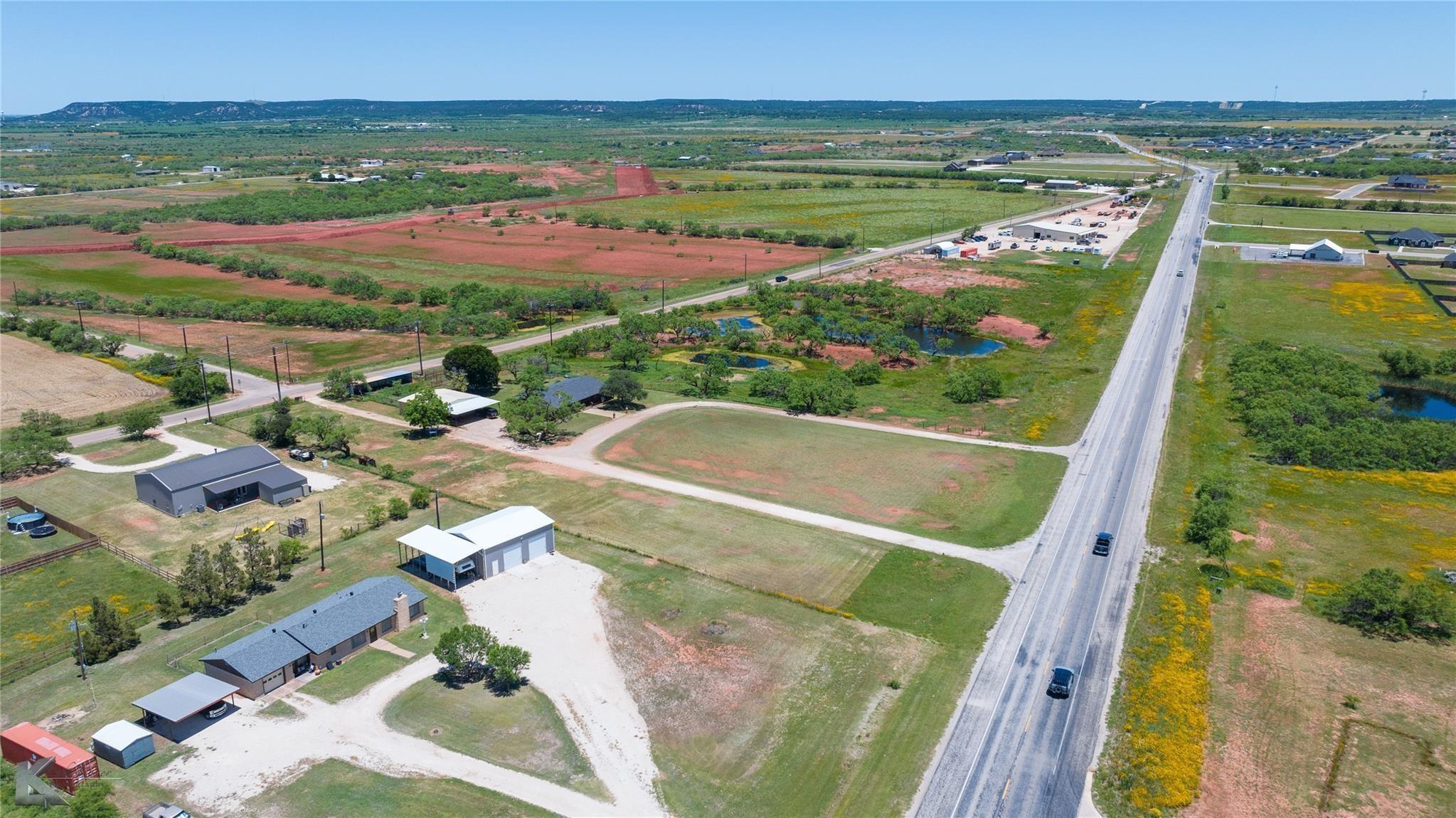 main property photo 14